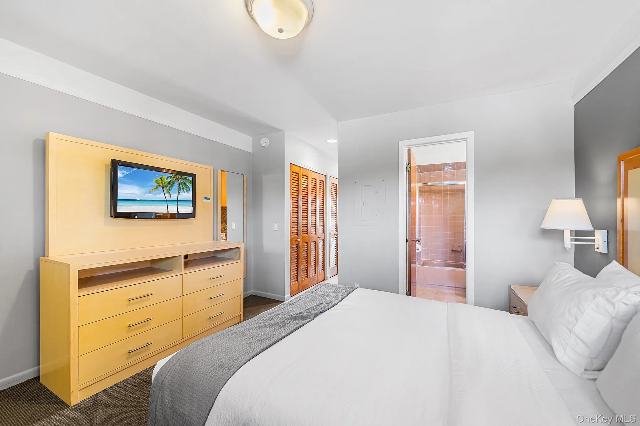 131 Emerson Avenue, East Hampton, NY, 1 Bedroom Bedrooms, 3 Rooms Rooms,1 BathroomBathrooms,Residential,For Rent,Emerson,0,1009652 131 Emerson Avenue, East Hampton, NY, 1 Bedroom Bedrooms, 3 Rooms Rooms,1 BathroomBathrooms,Residential,For Rent,Emerson,0,1009652