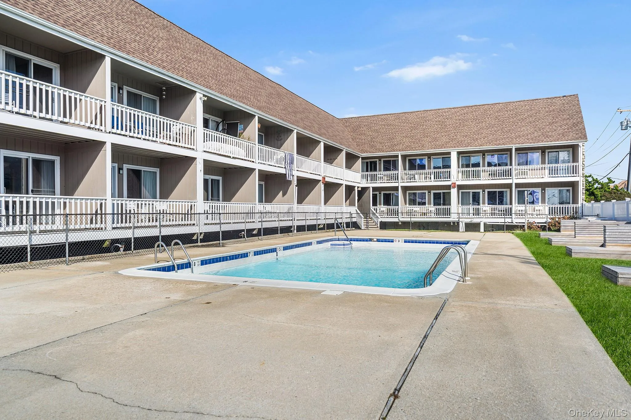 131 Emerson Avenue, East Hampton, NY, 1 Bedroom Bedrooms, 3 Rooms Rooms,1 BathroomBathrooms,Residential,For Rent,Emerson,0,1009652 131 Emerson Avenue, East Hampton, NY, 1 Bedroom Bedrooms, 3 Rooms Rooms,1 BathroomBathrooms,Residential,For Rent,Emerson,0,1009652