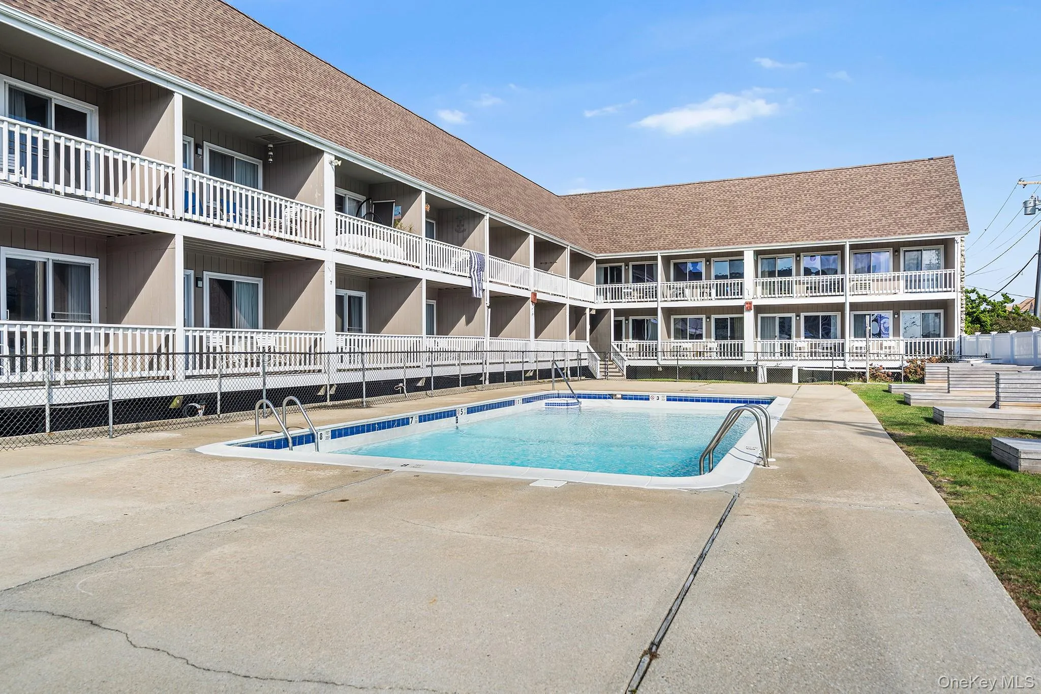 131 Emerson Avenue, East Hampton, NY, 1 Bedroom Bedrooms, 3 Rooms Rooms,1 BathroomBathrooms,Residential,For Rent,Emerson,0,1009652 131 Emerson Avenue, East Hampton, NY, 1 Bedroom Bedrooms, 3 Rooms Rooms,1 BathroomBathrooms,Residential,For Rent,Emerson,0,1009652