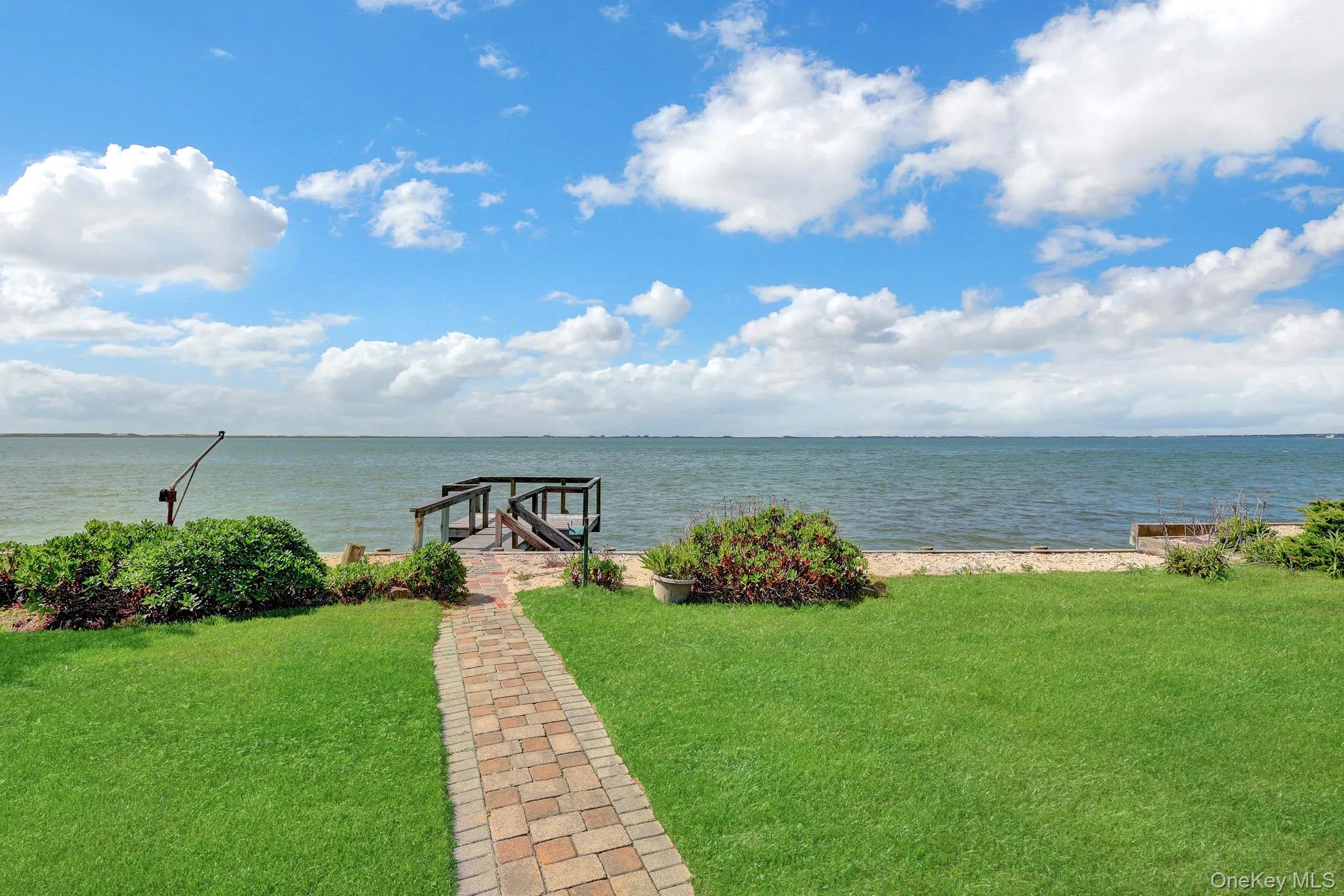 6 Last Lane, Southampton, NY, 6 Bedrooms Bedrooms, 11 Rooms Rooms,5 BathroomsBathrooms,Residential,For Rent,Last,0,1009660 6 Last Lane, Southampton, NY, 6 Bedrooms Bedrooms, 11 Rooms Rooms,5 BathroomsBathrooms,Residential,For Rent,Last,0,1009660