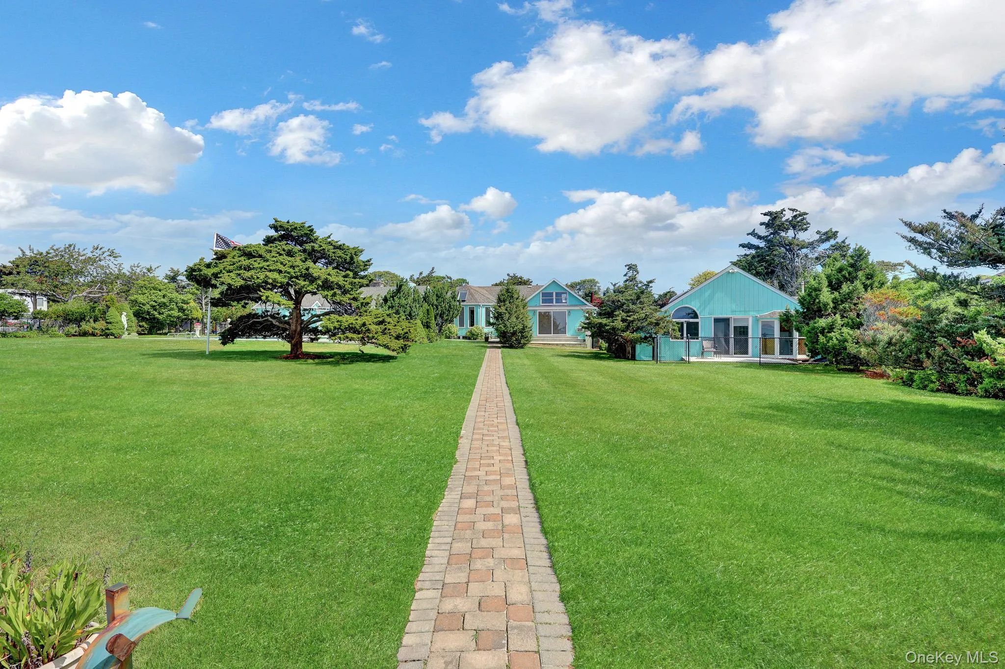 6 Last Lane, Southampton, NY, 6 Bedrooms Bedrooms, 11 Rooms Rooms,5 BathroomsBathrooms,Residential,For Rent,Last,0,1009660 6 Last Lane, Southampton, NY, 6 Bedrooms Bedrooms, 11 Rooms Rooms,5 BathroomsBathrooms,Residential,For Rent,Last,0,1009660