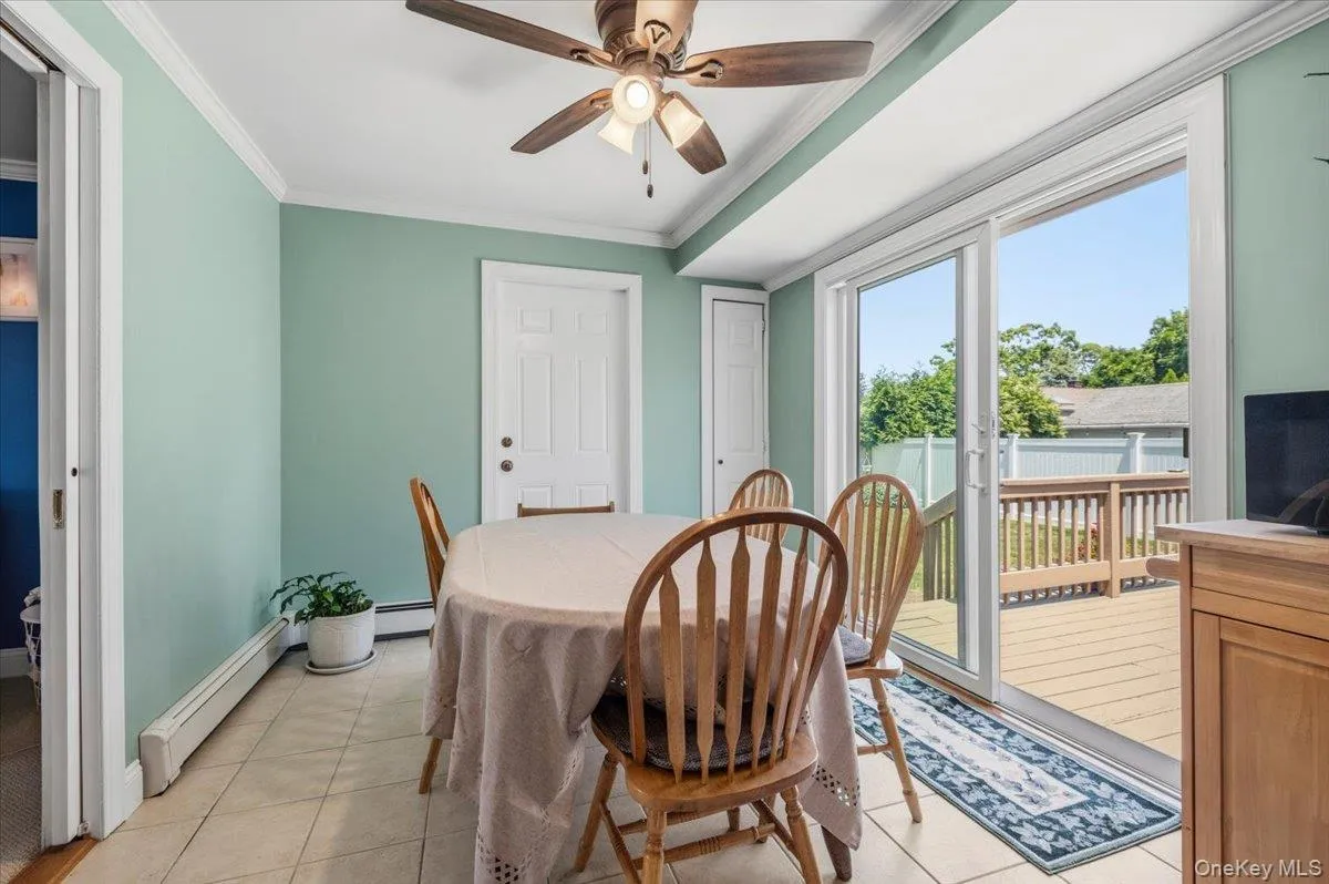 3 Cherry Street, Oyster Bay, NY, 3 Bedrooms Bedrooms, 10 Rooms Rooms,2 BathroomsBathrooms,Residential,For Rent,Cherry,0,1009661 3 Cherry Street, Oyster Bay, NY, 3 Bedrooms Bedrooms, 10 Rooms Rooms,2 BathroomsBathrooms,Residential,For Rent,Cherry,0,1009661