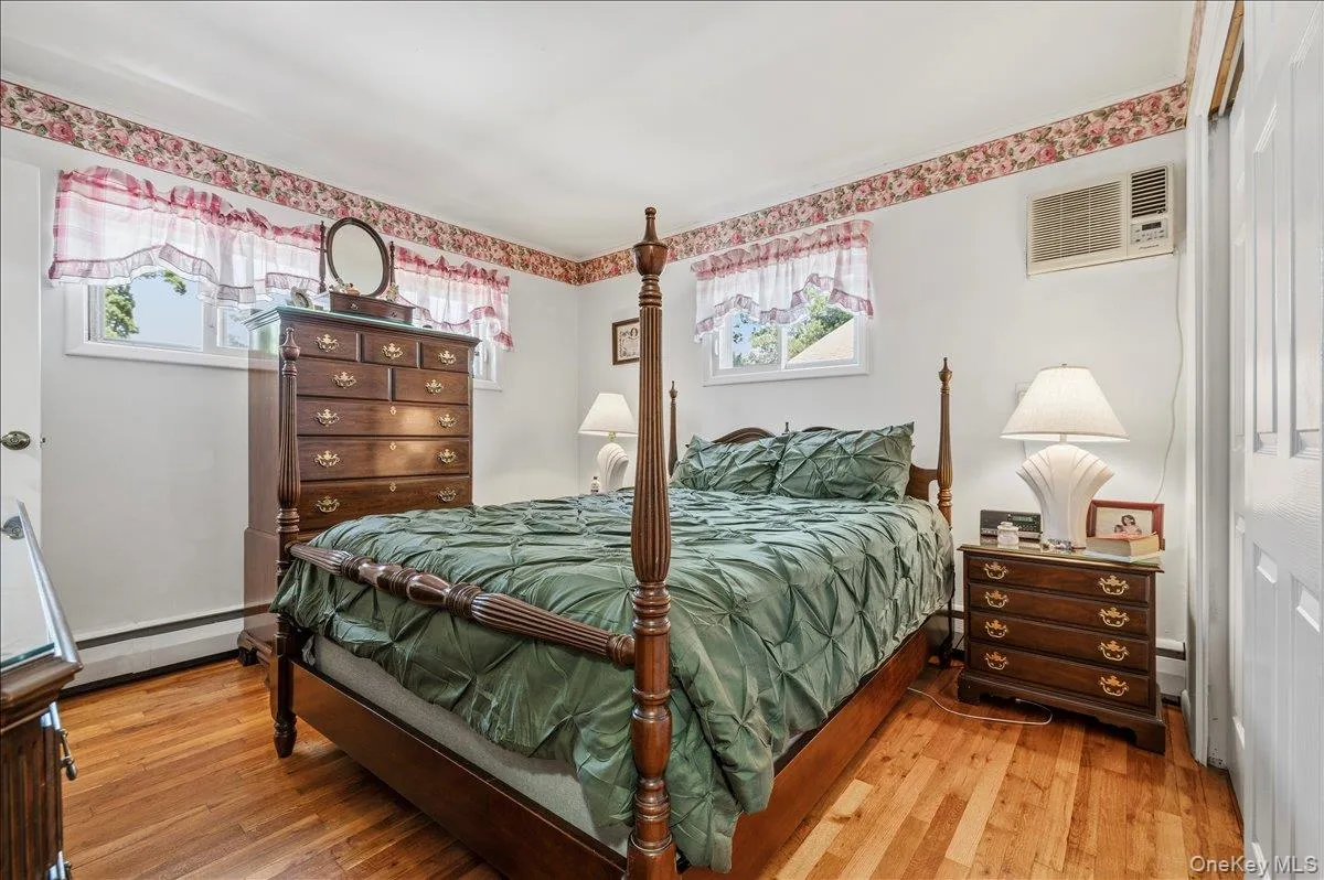 3 Cherry Street, Oyster Bay, NY, 3 Bedrooms Bedrooms, 10 Rooms Rooms,2 BathroomsBathrooms,Residential,For Rent,Cherry,0,1009661 3 Cherry Street, Oyster Bay, NY, 3 Bedrooms Bedrooms, 10 Rooms Rooms,2 BathroomsBathrooms,Residential,For Rent,Cherry,0,1009661