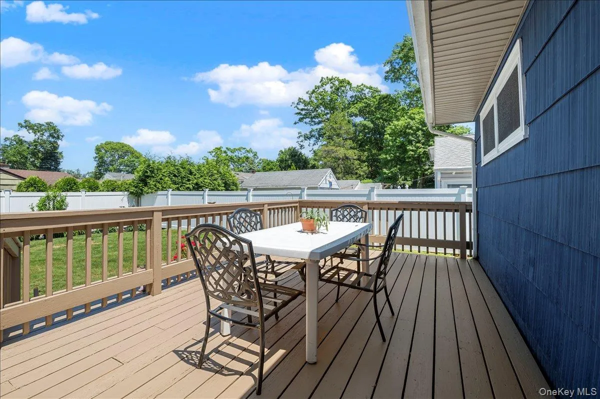 3 Cherry Street, Oyster Bay, NY, 3 Bedrooms Bedrooms, 10 Rooms Rooms,2 BathroomsBathrooms,Residential,For Rent,Cherry,0,1009661 3 Cherry Street, Oyster Bay, NY, 3 Bedrooms Bedrooms, 10 Rooms Rooms,2 BathroomsBathrooms,Residential,For Rent,Cherry,0,1009661