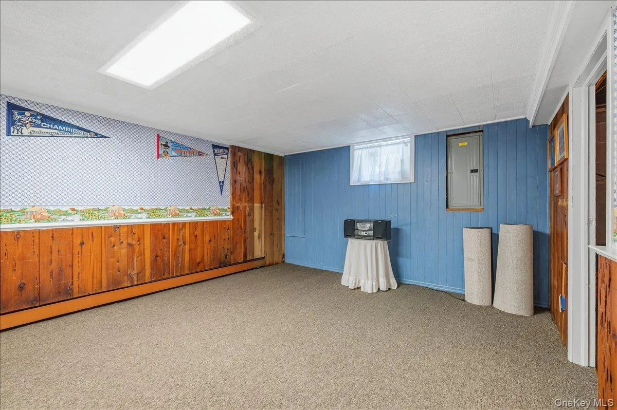 3 Cherry Street, Oyster Bay, NY, 3 Bedrooms Bedrooms, 10 Rooms Rooms,2 BathroomsBathrooms,Residential,For Rent,Cherry,0,1009661 3 Cherry Street, Oyster Bay, NY, 3 Bedrooms Bedrooms, 10 Rooms Rooms,2 BathroomsBathrooms,Residential,For Rent,Cherry,0,1009661
