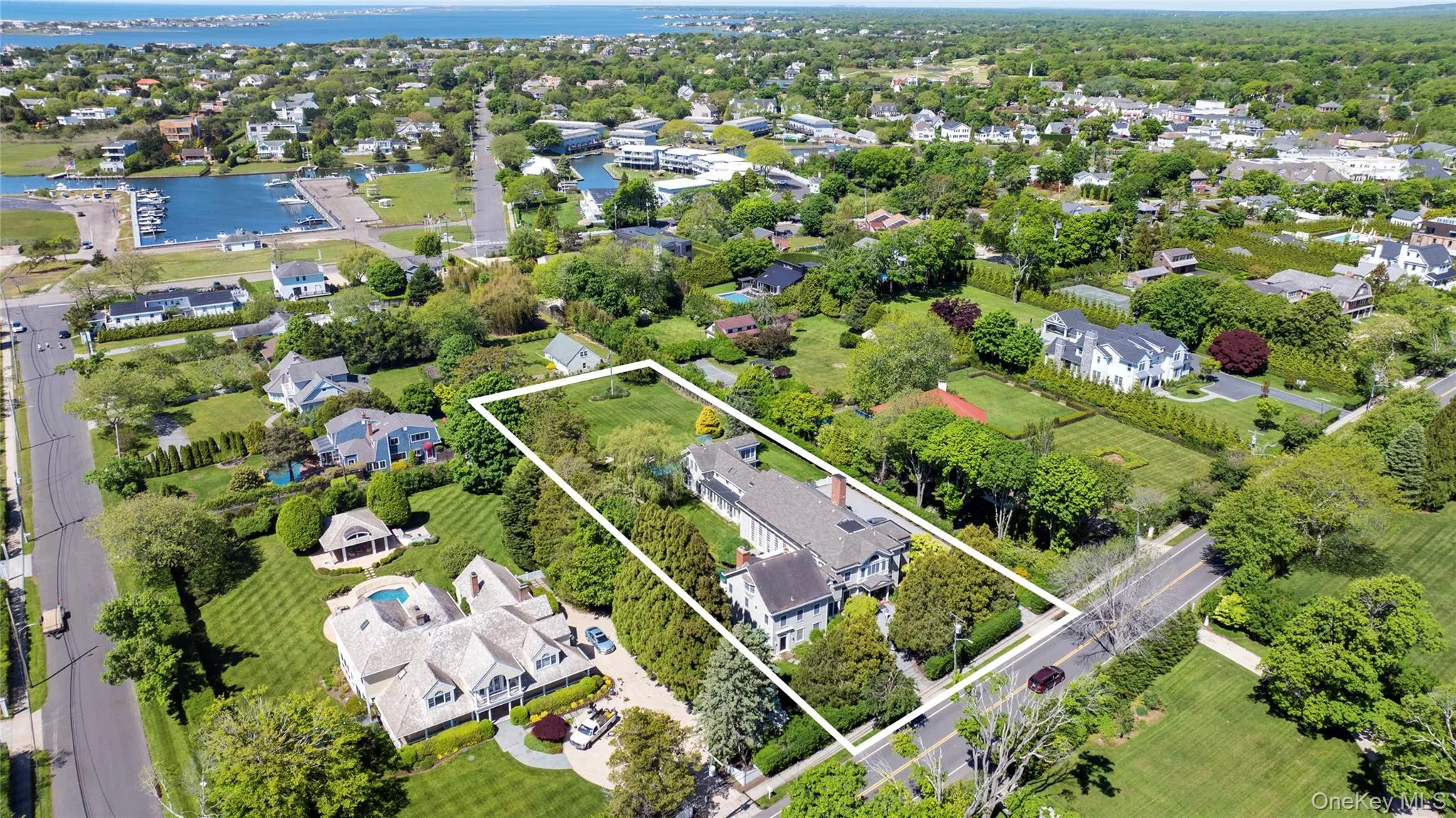 45 Beach Lane, Southampton, NY, 5 Bedrooms Bedrooms, 28 Rooms Rooms,6 BathroomsBathrooms,Residential,For Rent,Beach,0,1009662 45 Beach Lane, Southampton, NY, 5 Bedrooms Bedrooms, 28 Rooms Rooms,6 BathroomsBathrooms,Residential,For Rent,Beach,0,1009662
