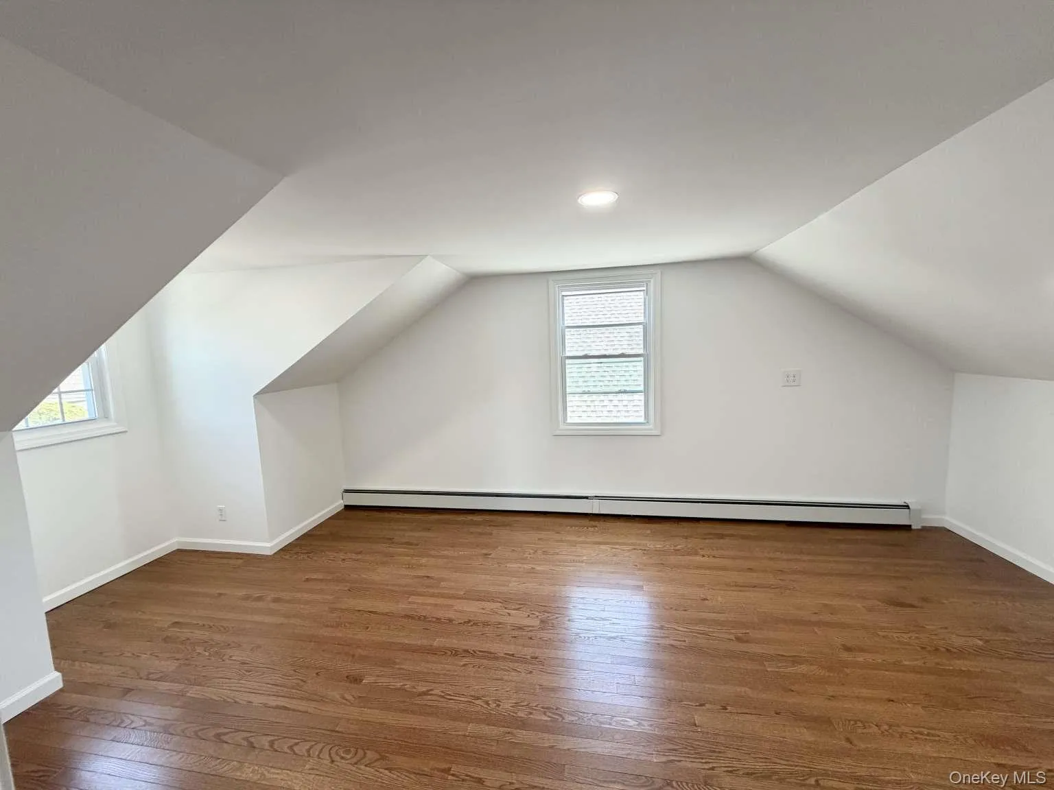 135 Barwick Boulevard, North Hempstead, NY, 4 Bedrooms Bedrooms, 12 Rooms Rooms,2 BathroomsBathrooms,Residential,For Rent,Barwick,0,1009665 135 Barwick Boulevard, North Hempstead, NY, 4 Bedrooms Bedrooms, 12 Rooms Rooms,2 BathroomsBathrooms,Residential,For Rent,Barwick,0,1009665