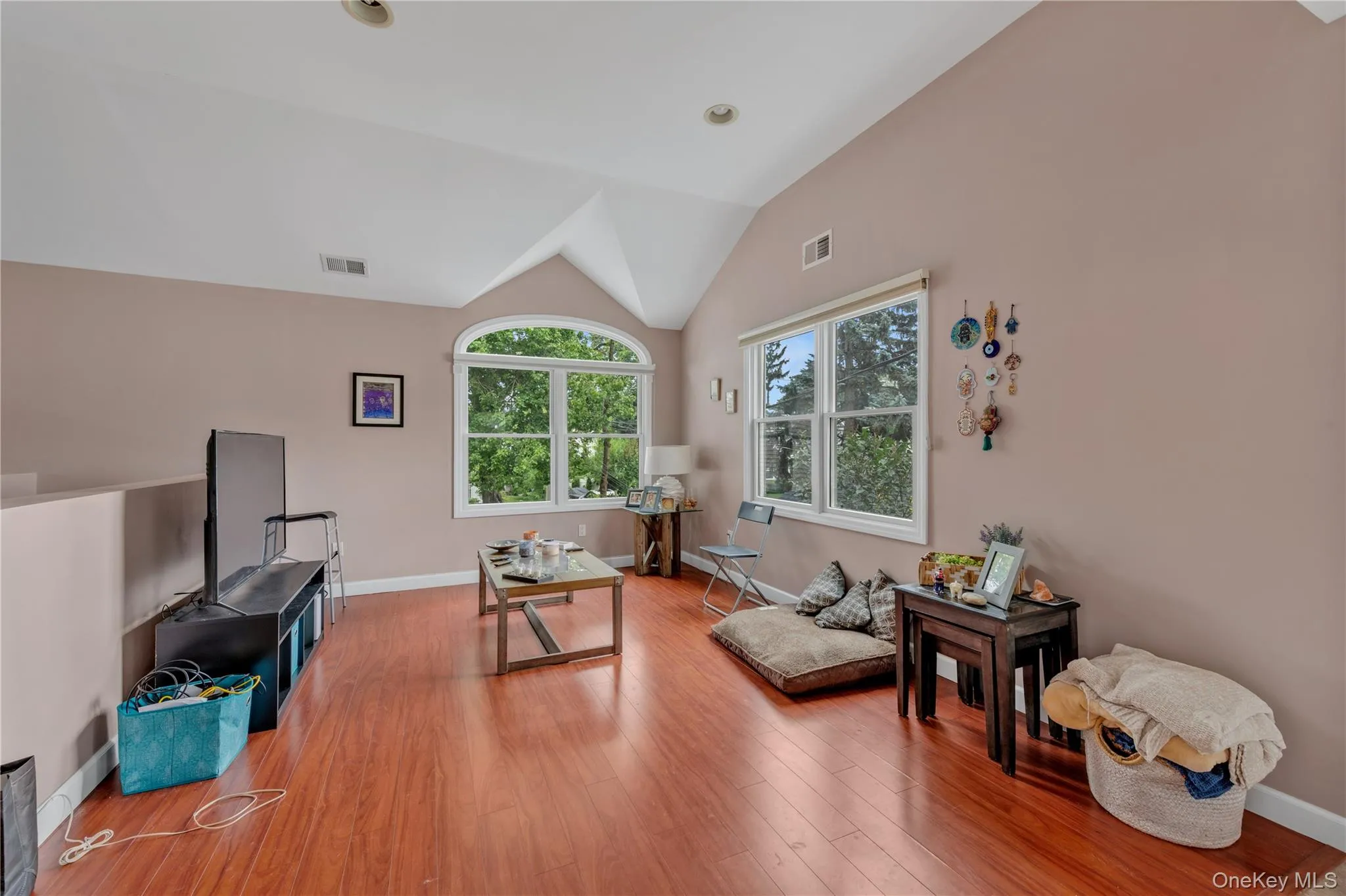 11 Nesaquake Avenue, North Hempstead, NY, 2 Bedrooms Bedrooms, 4 Rooms Rooms,2 BathroomsBathrooms,Residential Lease,For Rent,Nesaquake,0,1009666 11 Nesaquake Avenue, North Hempstead, NY, 2 Bedrooms Bedrooms, 4 Rooms Rooms,2 BathroomsBathrooms,Residential Lease,For Rent,Nesaquake,0,1009666