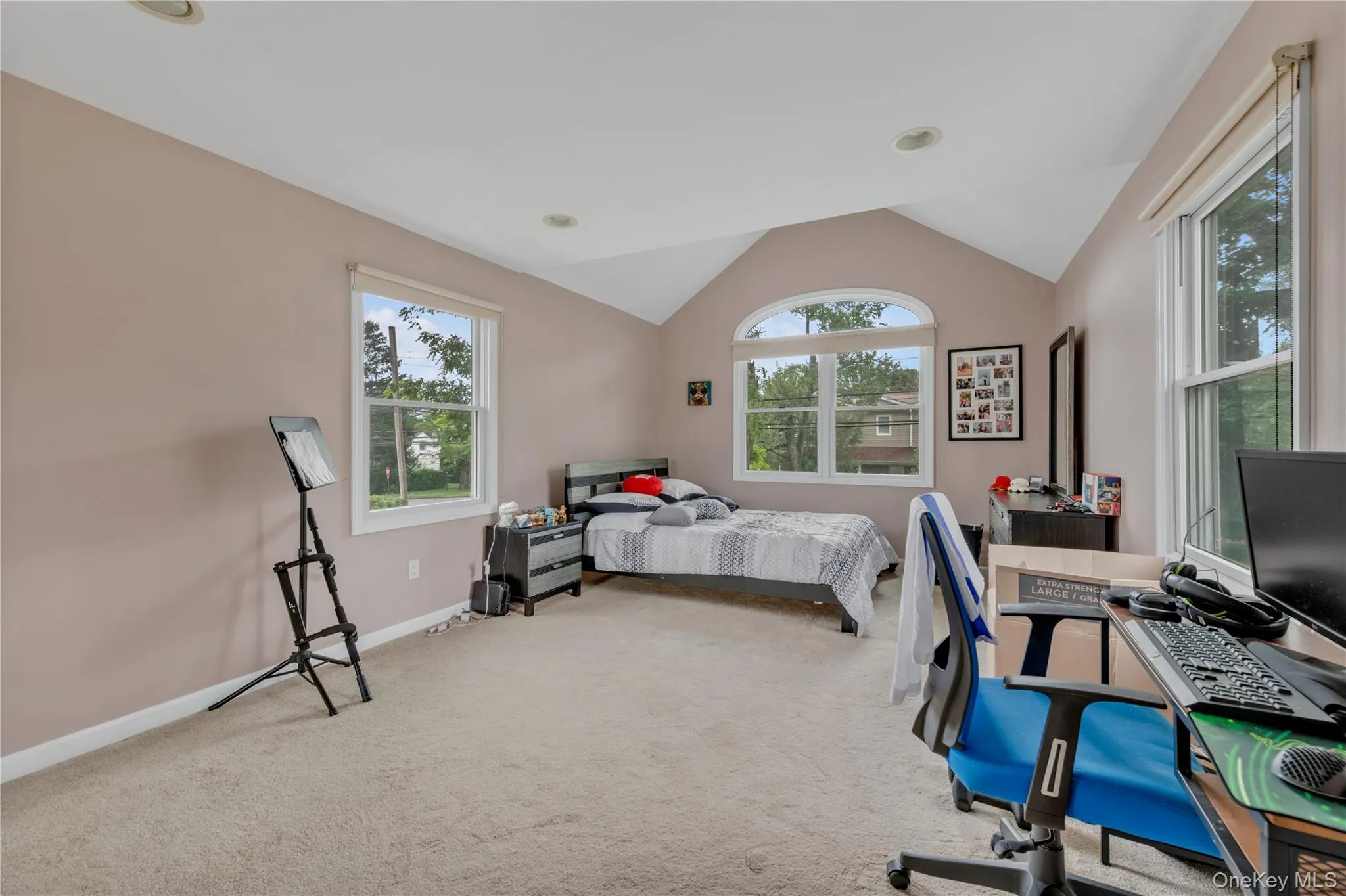 11 Nesaquake Avenue, North Hempstead, NY, 2 Bedrooms Bedrooms, 4 Rooms Rooms,2 BathroomsBathrooms,Residential Lease,For Rent,Nesaquake,0,1009666 11 Nesaquake Avenue, North Hempstead, NY, 2 Bedrooms Bedrooms, 4 Rooms Rooms,2 BathroomsBathrooms,Residential Lease,For Rent,Nesaquake,0,1009666