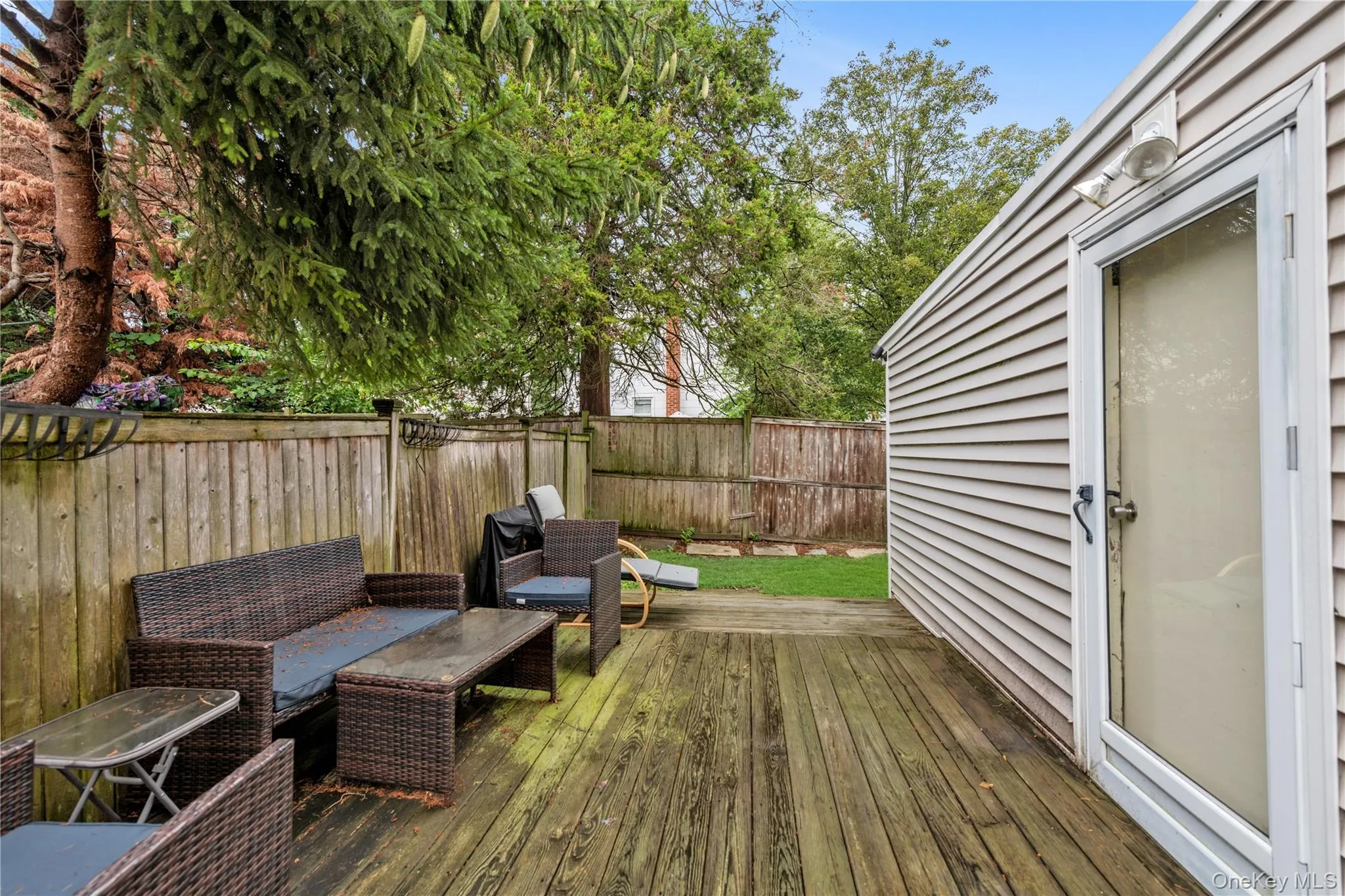 11 Nesaquake Avenue, North Hempstead, NY, 2 Bedrooms Bedrooms, 4 Rooms Rooms,2 BathroomsBathrooms,Residential Lease,For Rent,Nesaquake,0,1009666 11 Nesaquake Avenue, North Hempstead, NY, 2 Bedrooms Bedrooms, 4 Rooms Rooms,2 BathroomsBathrooms,Residential Lease,For Rent,Nesaquake,0,1009666