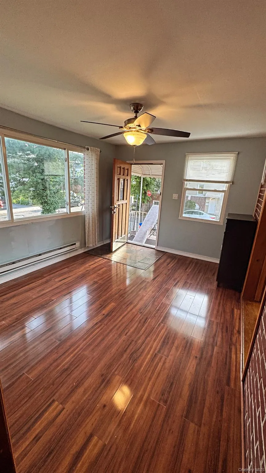 65 Hunts Bridge Road, Yonkers, NY, 3 Bedrooms Bedrooms, 6 Rooms Rooms,1 BathroomBathrooms,Residential Lease,For Rent,Hunts Bridge,0,1009669 65 Hunts Bridge Road, Yonkers, NY, 3 Bedrooms Bedrooms, 6 Rooms Rooms,1 BathroomBathrooms,Residential Lease,For Rent,Hunts Bridge,0,1009669