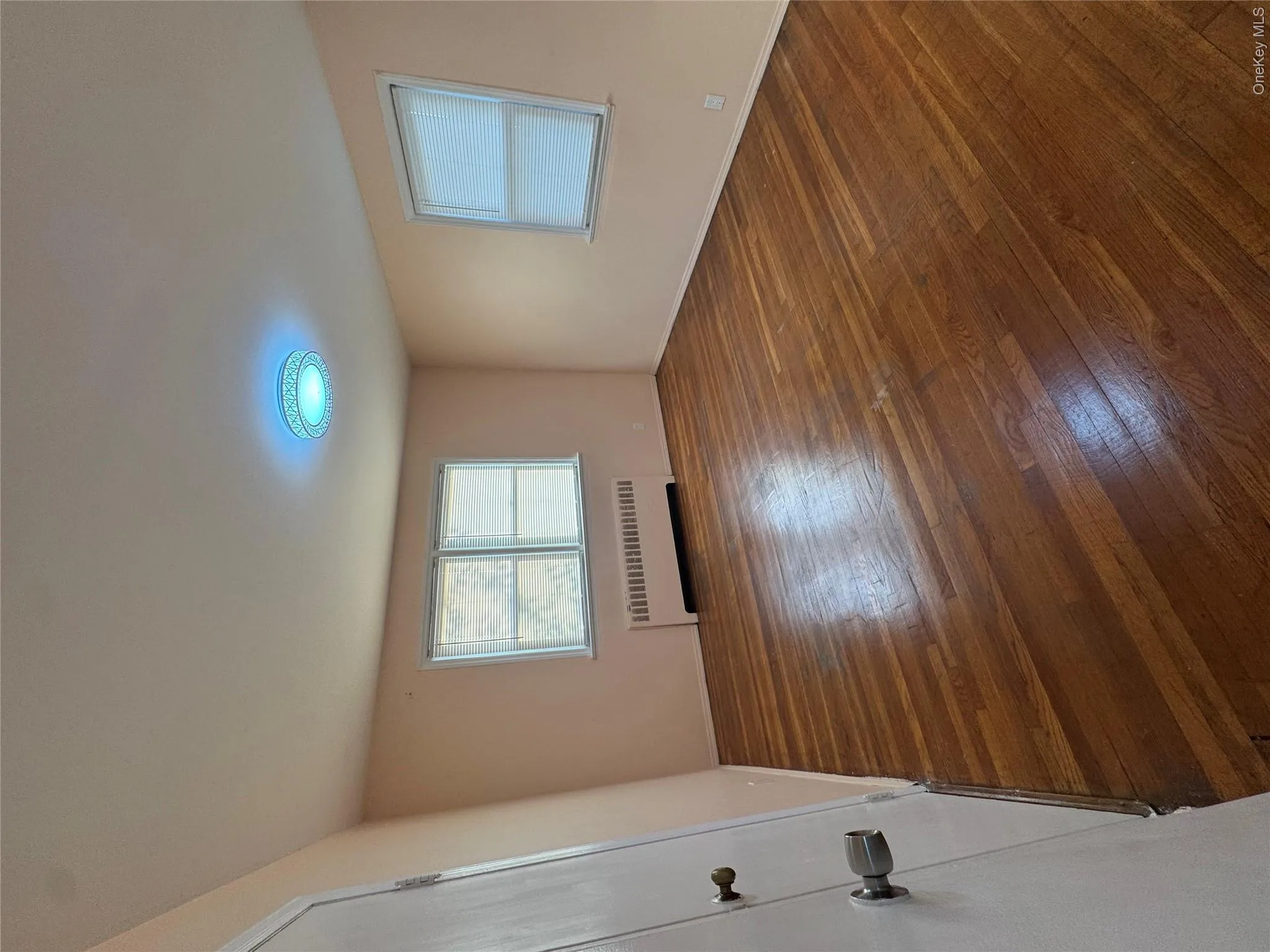 65 Hunts Bridge Road, Yonkers, NY, 3 Bedrooms Bedrooms, 6 Rooms Rooms,1 BathroomBathrooms,Residential Lease,For Rent,Hunts Bridge,0,1009669 65 Hunts Bridge Road, Yonkers, NY, 3 Bedrooms Bedrooms, 6 Rooms Rooms,1 BathroomBathrooms,Residential Lease,For Rent,Hunts Bridge,0,1009669