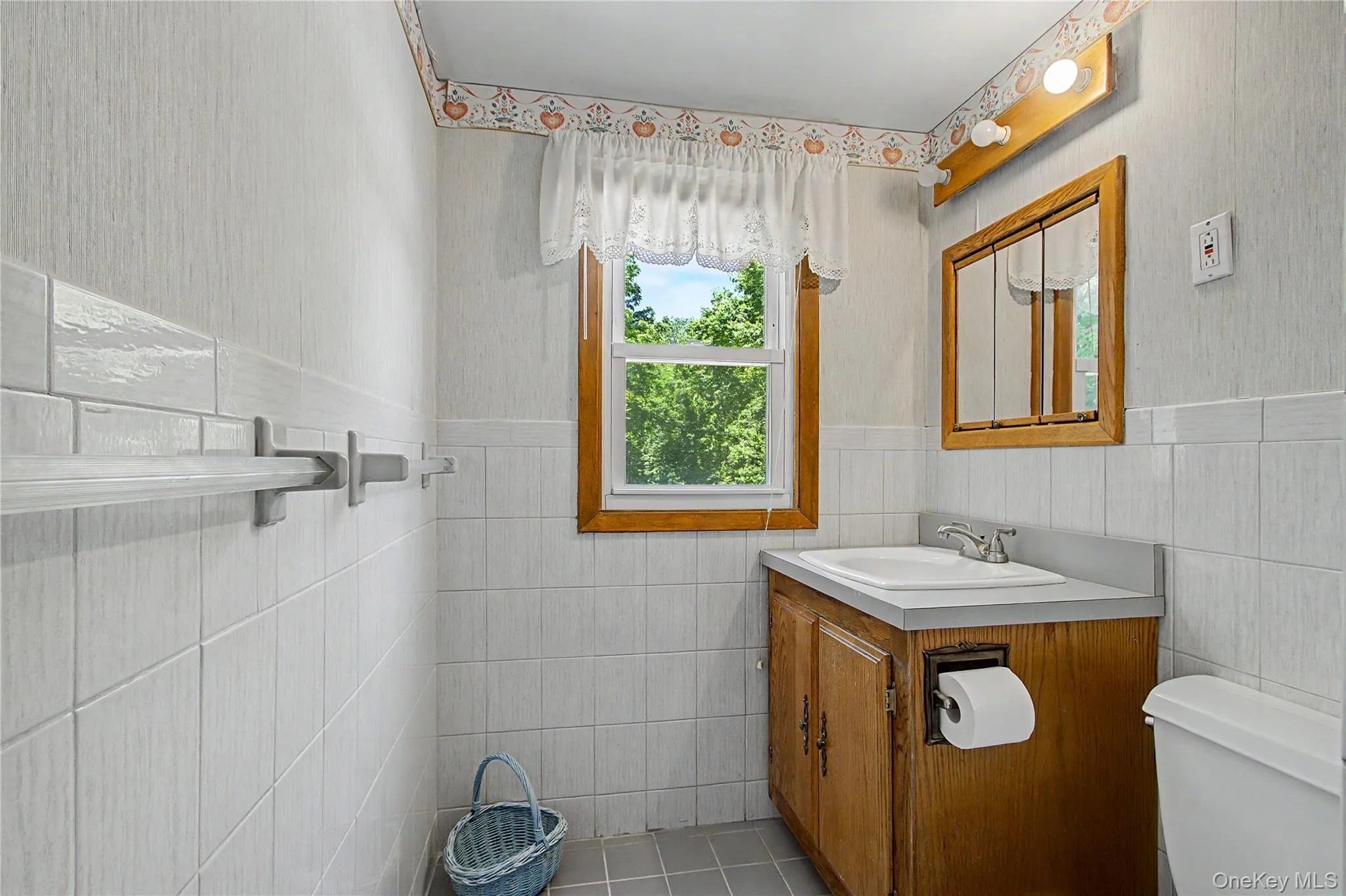 51 Coolidge Street, Orangetown, NY, 4 Bedrooms Bedrooms, 9 Rooms Rooms,2 BathroomsBathrooms,Residential,For Rent,Coolidge,0,1009671 51 Coolidge Street, Orangetown, NY, 4 Bedrooms Bedrooms, 9 Rooms Rooms,2 BathroomsBathrooms,Residential,For Rent,Coolidge,0,1009671