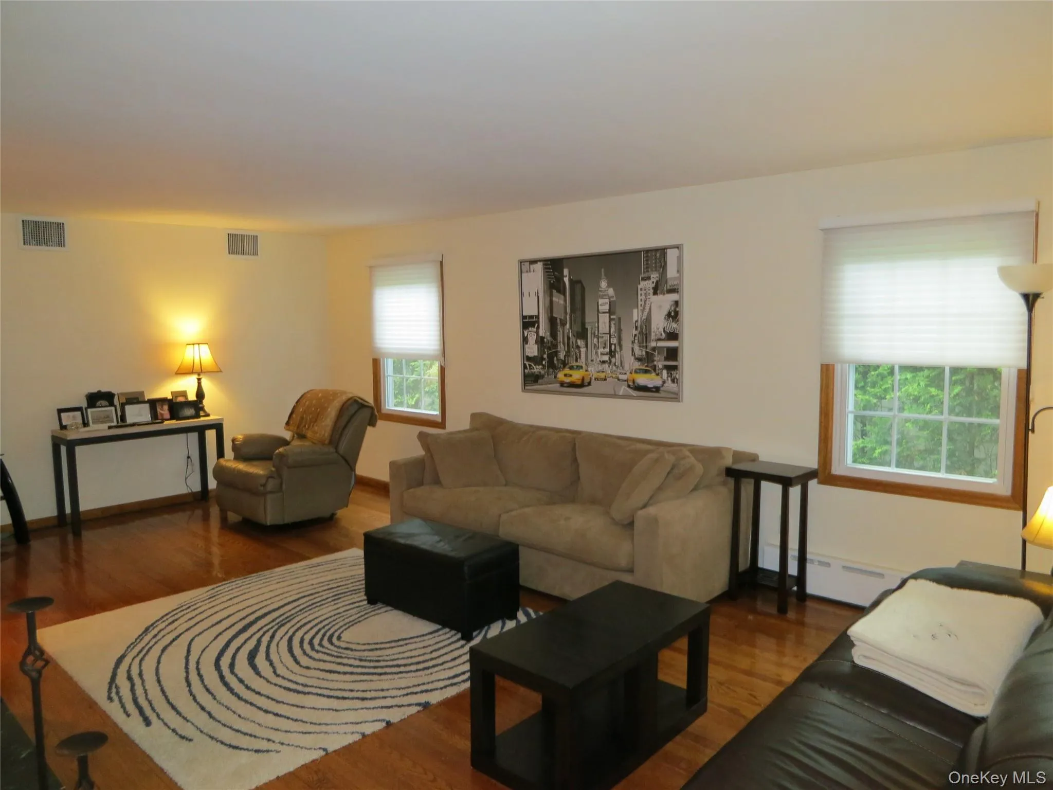 100 Rockywood Road, North Hempstead, NY, 4 Bedrooms Bedrooms, 9 Rooms Rooms,2 BathroomsBathrooms,Residential Lease,For Rent,Rockywood,0,1009672 100 Rockywood Road, North Hempstead, NY, 4 Bedrooms Bedrooms, 9 Rooms Rooms,2 BathroomsBathrooms,Residential Lease,For Rent,Rockywood,0,1009672