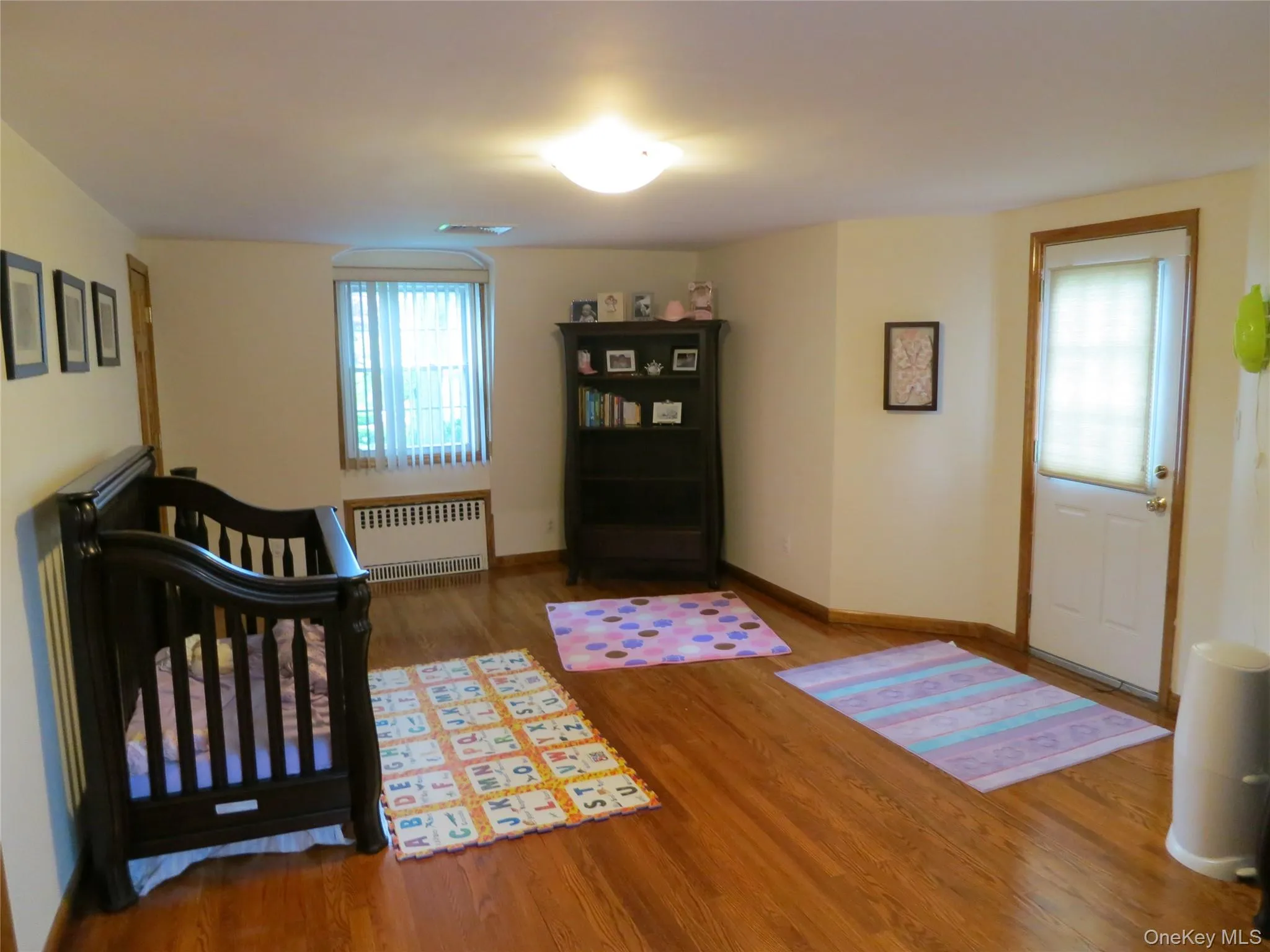 100 Rockywood Road, North Hempstead, NY, 4 Bedrooms Bedrooms, 9 Rooms Rooms,2 BathroomsBathrooms,Residential Lease,For Rent,Rockywood,0,1009672 100 Rockywood Road, North Hempstead, NY, 4 Bedrooms Bedrooms, 9 Rooms Rooms,2 BathroomsBathrooms,Residential Lease,For Rent,Rockywood,0,1009672