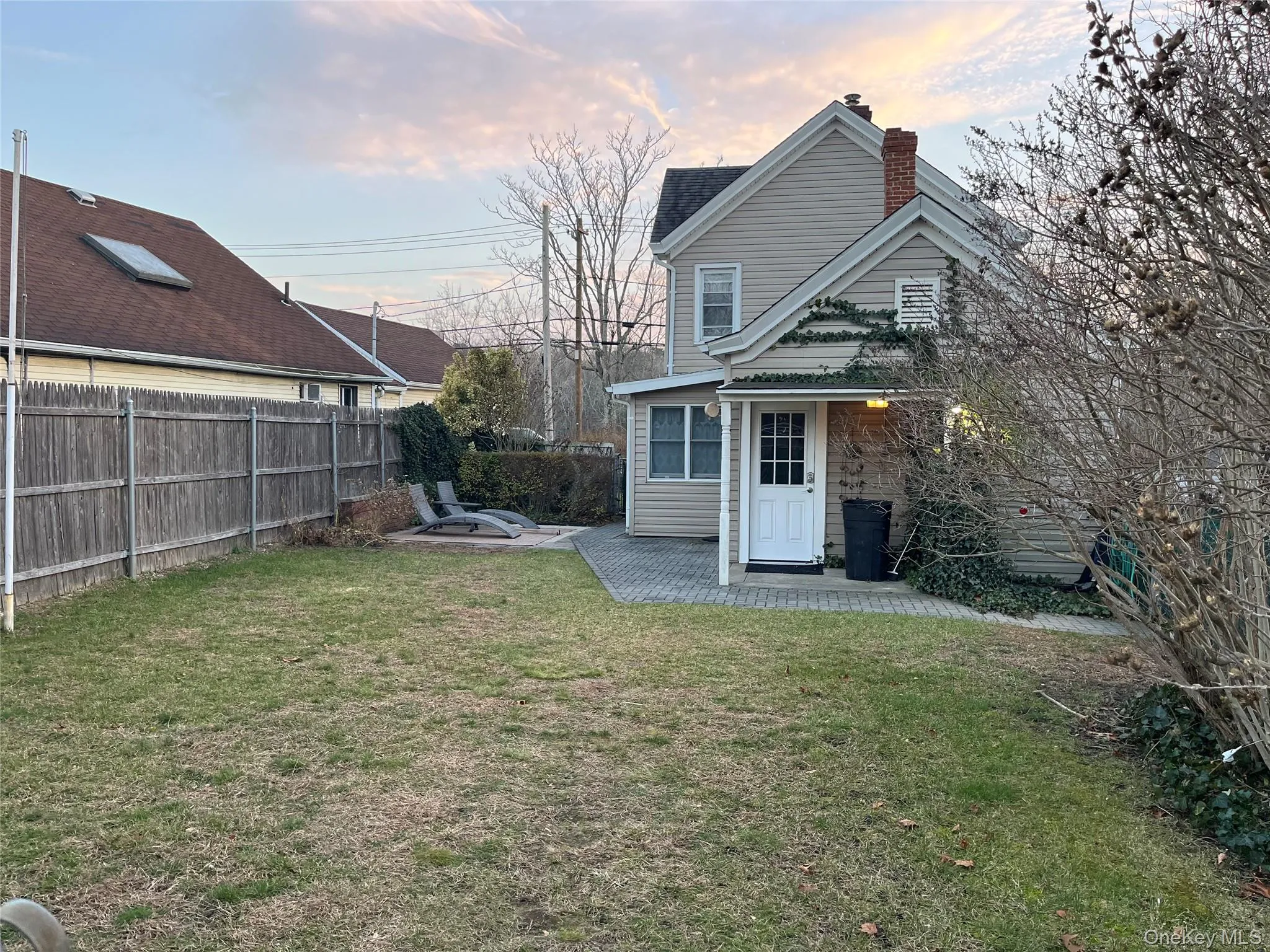 824 Main Street, Riverhead, NY, 3 Bedrooms Bedrooms, 5 Rooms Rooms,2 BathroomsBathrooms,Residential Lease,For Rent,Main,0,1009679 824 Main Street, Riverhead, NY, 3 Bedrooms Bedrooms, 5 Rooms Rooms,2 BathroomsBathrooms,Residential Lease,For Rent,Main,0,1009679