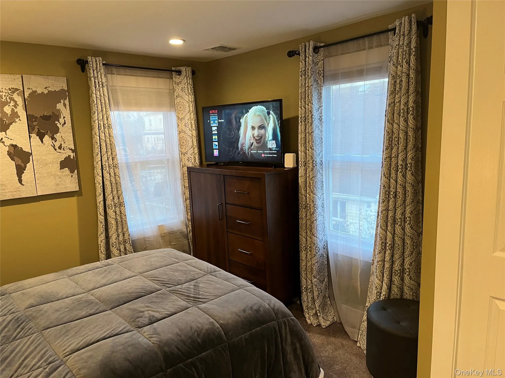 824 Main Street, Riverhead, NY, 3 Bedrooms Bedrooms, 5 Rooms Rooms,2 BathroomsBathrooms,Residential Lease,For Rent,Main,0,1009679 824 Main Street, Riverhead, NY, 3 Bedrooms Bedrooms, 5 Rooms Rooms,2 BathroomsBathrooms,Residential Lease,For Rent,Main,0,1009679
