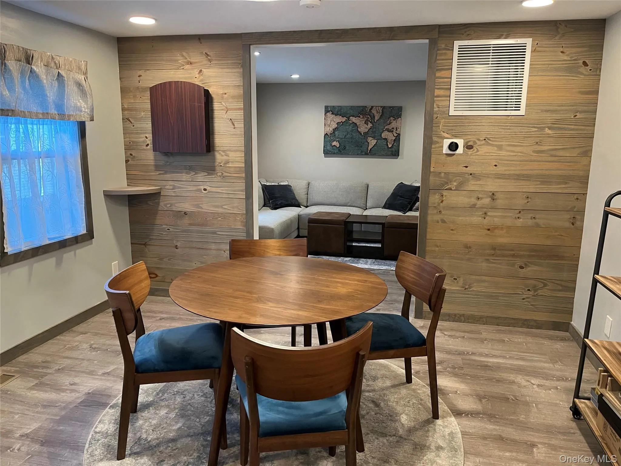 824 Main Street, Riverhead, NY, 3 Bedrooms Bedrooms, 5 Rooms Rooms,2 BathroomsBathrooms,Residential Lease,For Rent,Main,0,1009679 824 Main Street, Riverhead, NY, 3 Bedrooms Bedrooms, 5 Rooms Rooms,2 BathroomsBathrooms,Residential Lease,For Rent,Main,0,1009679