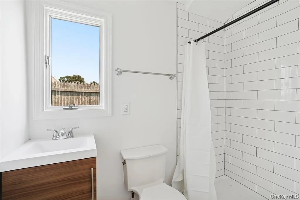 35 a Gardners Lane, Southampton, NY, 1 Bedroom Bedrooms, 2 Rooms Rooms,1 BathroomBathrooms,Residential Lease,For Rent,Gardners,0,1009686 35 a Gardners Lane, Southampton, NY, 1 Bedroom Bedrooms, 2 Rooms Rooms,1 BathroomBathrooms,Residential Lease,For Rent,Gardners,0,1009686
