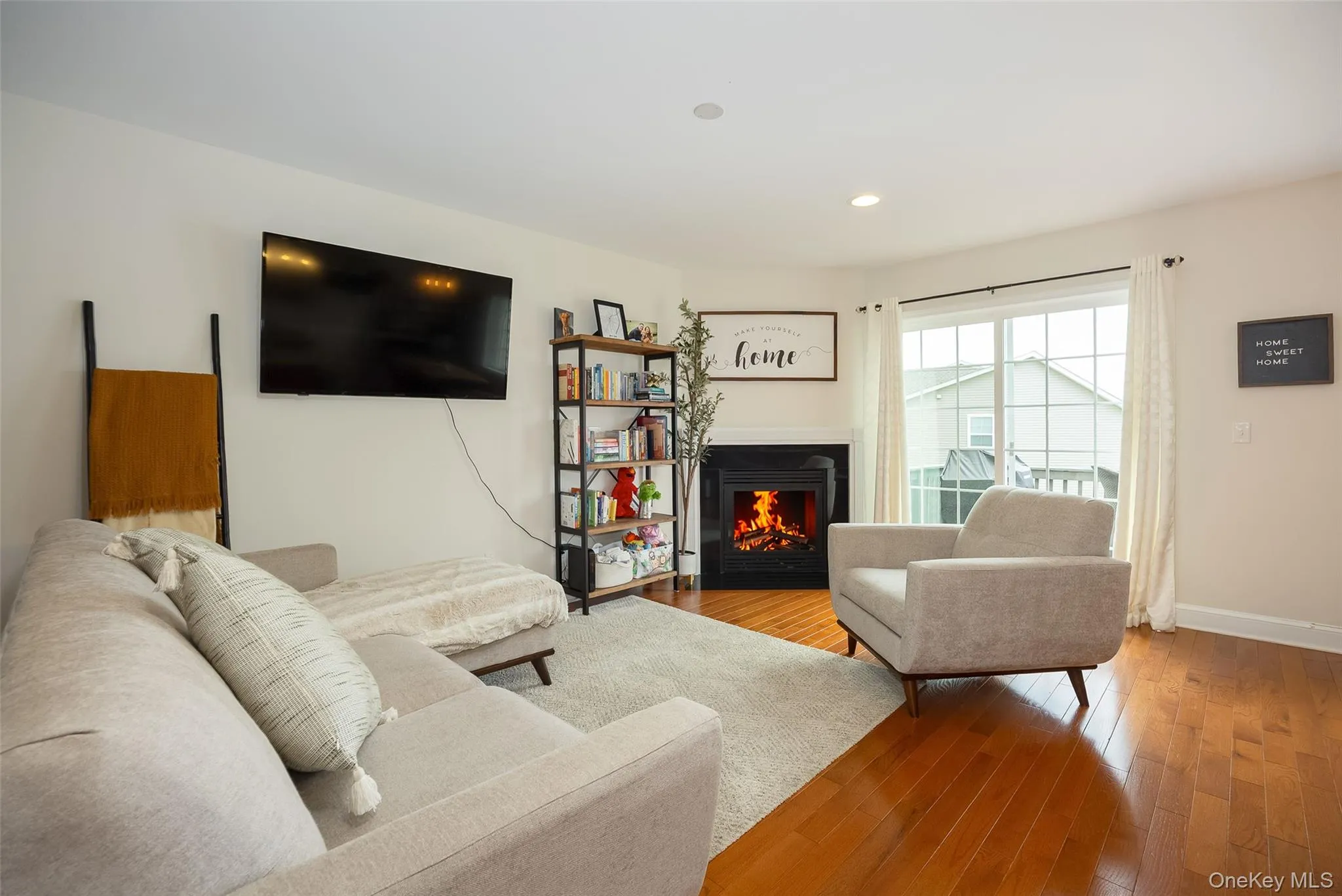 320 Hudson View Terrace, Hyde Park, NY, 2 Bedrooms Bedrooms, 5 Rooms Rooms,2 BathroomsBathrooms,Residential,For Rent,Hudson View,0,1009687 320 Hudson View Terrace, Hyde Park, NY, 2 Bedrooms Bedrooms, 5 Rooms Rooms,2 BathroomsBathrooms,Residential,For Rent,Hudson View,0,1009687