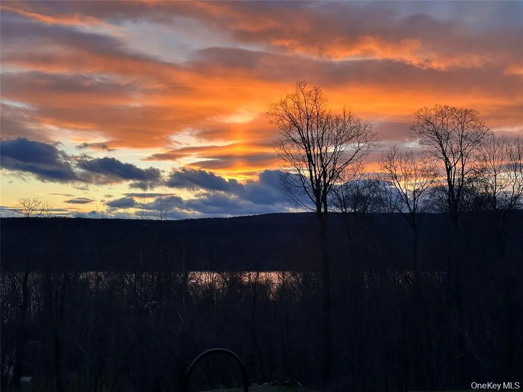 320 Hudson View Terrace, Hyde Park, NY, 2 Bedrooms Bedrooms, 5 Rooms Rooms,2 BathroomsBathrooms,Residential,For Rent,Hudson View,0,1009687 320 Hudson View Terrace, Hyde Park, NY, 2 Bedrooms Bedrooms, 5 Rooms Rooms,2 BathroomsBathrooms,Residential,For Rent,Hudson View,0,1009687