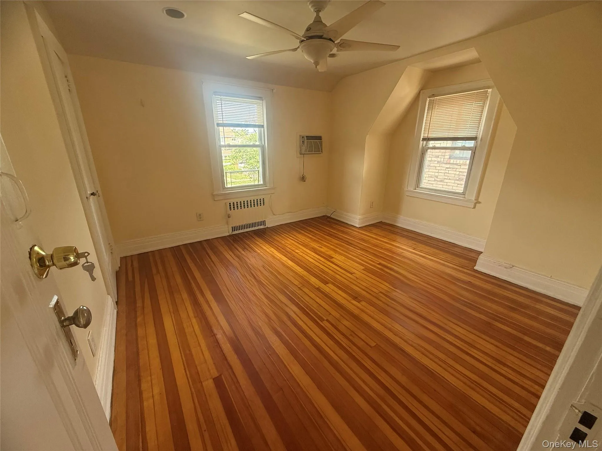 203 Rockaway Parkway, Hempstead, NY, 1 Bedroom Bedrooms, 3 Rooms Rooms,1 BathroomBathrooms,Residential Lease,For Rent,Rockaway,0,1009689 203 Rockaway Parkway, Hempstead, NY, 1 Bedroom Bedrooms, 3 Rooms Rooms,1 BathroomBathrooms,Residential Lease,For Rent,Rockaway,0,1009689
