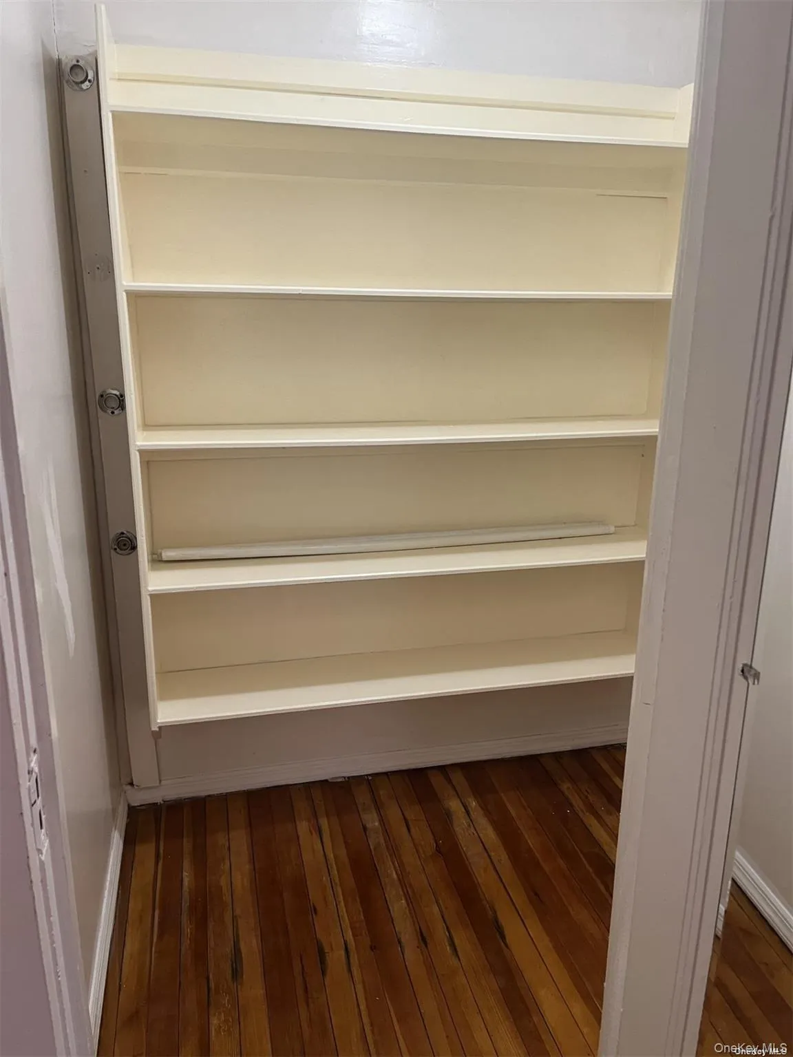 203 Rockaway Parkway, Hempstead, NY, 1 Bedroom Bedrooms, 3 Rooms Rooms,1 BathroomBathrooms,Residential Lease,For Rent,Rockaway,0,1009689 203 Rockaway Parkway, Hempstead, NY, 1 Bedroom Bedrooms, 3 Rooms Rooms,1 BathroomBathrooms,Residential Lease,For Rent,Rockaway,0,1009689