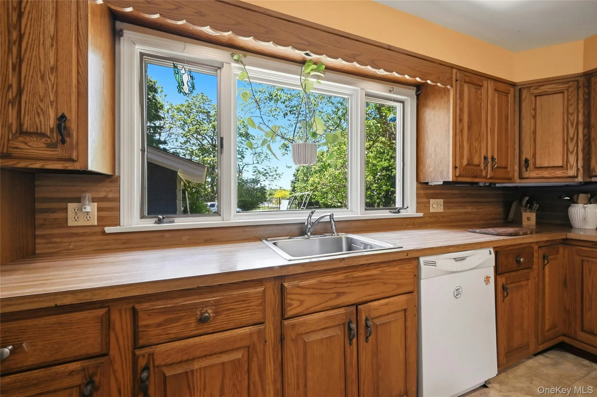 295 Jackson Street, Southold, NY, 3 Bedrooms Bedrooms, 7 Rooms Rooms,2 BathroomsBathrooms,Residential Lease,For Rent,Jackson,0,1009690 295 Jackson Street, Southold, NY, 3 Bedrooms Bedrooms, 7 Rooms Rooms,2 BathroomsBathrooms,Residential Lease,For Rent,Jackson,0,1009690