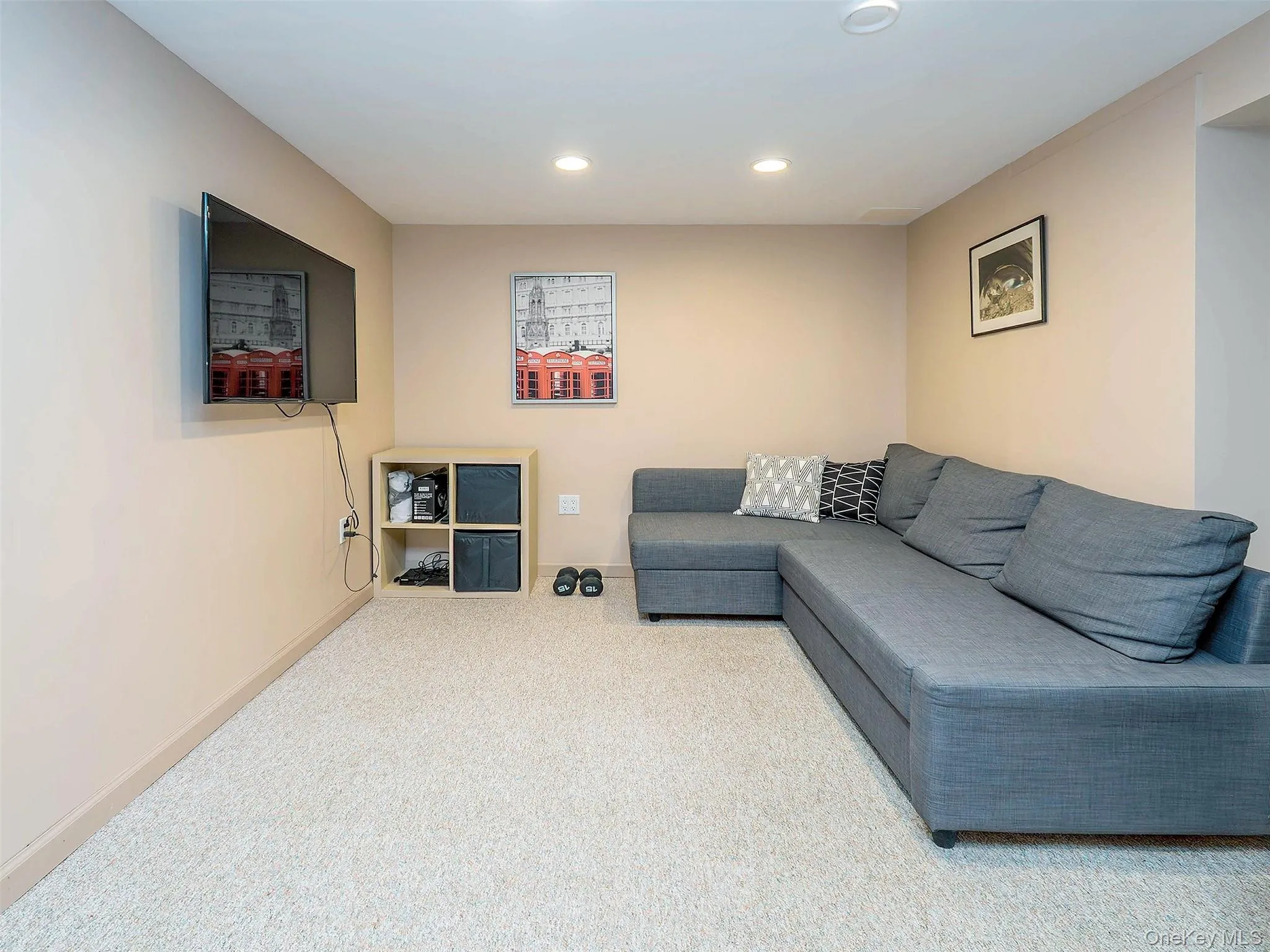 22 Andover Road, North Hempstead, NY, 4 Bedrooms Bedrooms, 7 Rooms Rooms,3 BathroomsBathrooms,Residential,For Rent,Andover,0,1009691 22 Andover Road, North Hempstead, NY, 4 Bedrooms Bedrooms, 7 Rooms Rooms,3 BathroomsBathrooms,Residential,For Rent,Andover,0,1009691