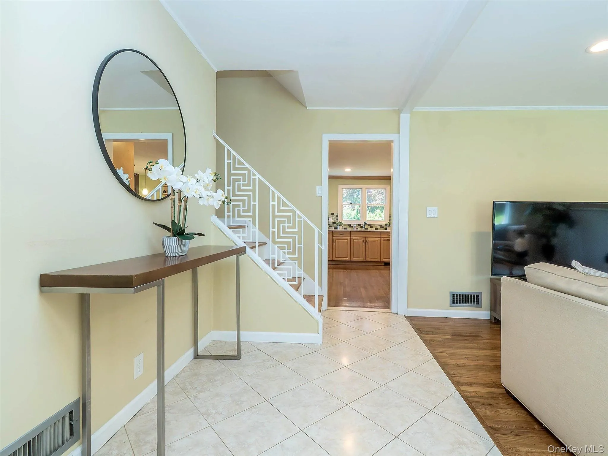 22 Andover Road, North Hempstead, NY, 4 Bedrooms Bedrooms, 7 Rooms Rooms,3 BathroomsBathrooms,Residential,For Rent,Andover,0,1009691 22 Andover Road, North Hempstead, NY, 4 Bedrooms Bedrooms, 7 Rooms Rooms,3 BathroomsBathrooms,Residential,For Rent,Andover,0,1009691