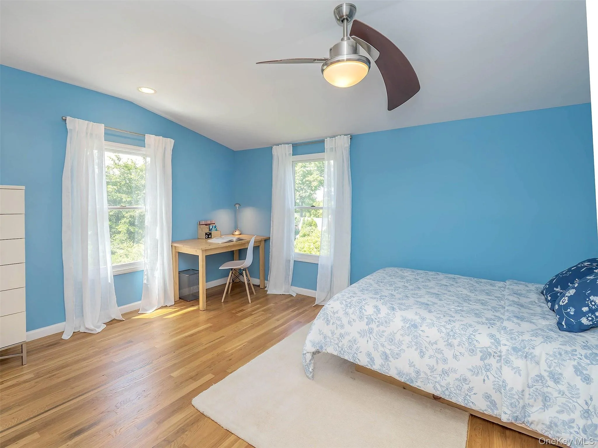 22 Andover Road, North Hempstead, NY, 4 Bedrooms Bedrooms, 7 Rooms Rooms,3 BathroomsBathrooms,Residential,For Rent,Andover,0,1009691 22 Andover Road, North Hempstead, NY, 4 Bedrooms Bedrooms, 7 Rooms Rooms,3 BathroomsBathrooms,Residential,For Rent,Andover,0,1009691