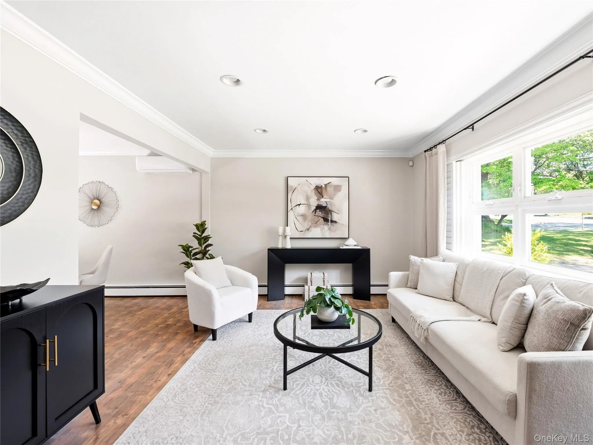 19 Radcliff Avenue, North Hempstead, NY, 4 Bedrooms Bedrooms, 6 Rooms Rooms,2 BathroomsBathrooms,Residential,For Rent,Radcliff,0,1009700 19 Radcliff Avenue, North Hempstead, NY, 4 Bedrooms Bedrooms, 6 Rooms Rooms,2 BathroomsBathrooms,Residential,For Rent,Radcliff,0,1009700