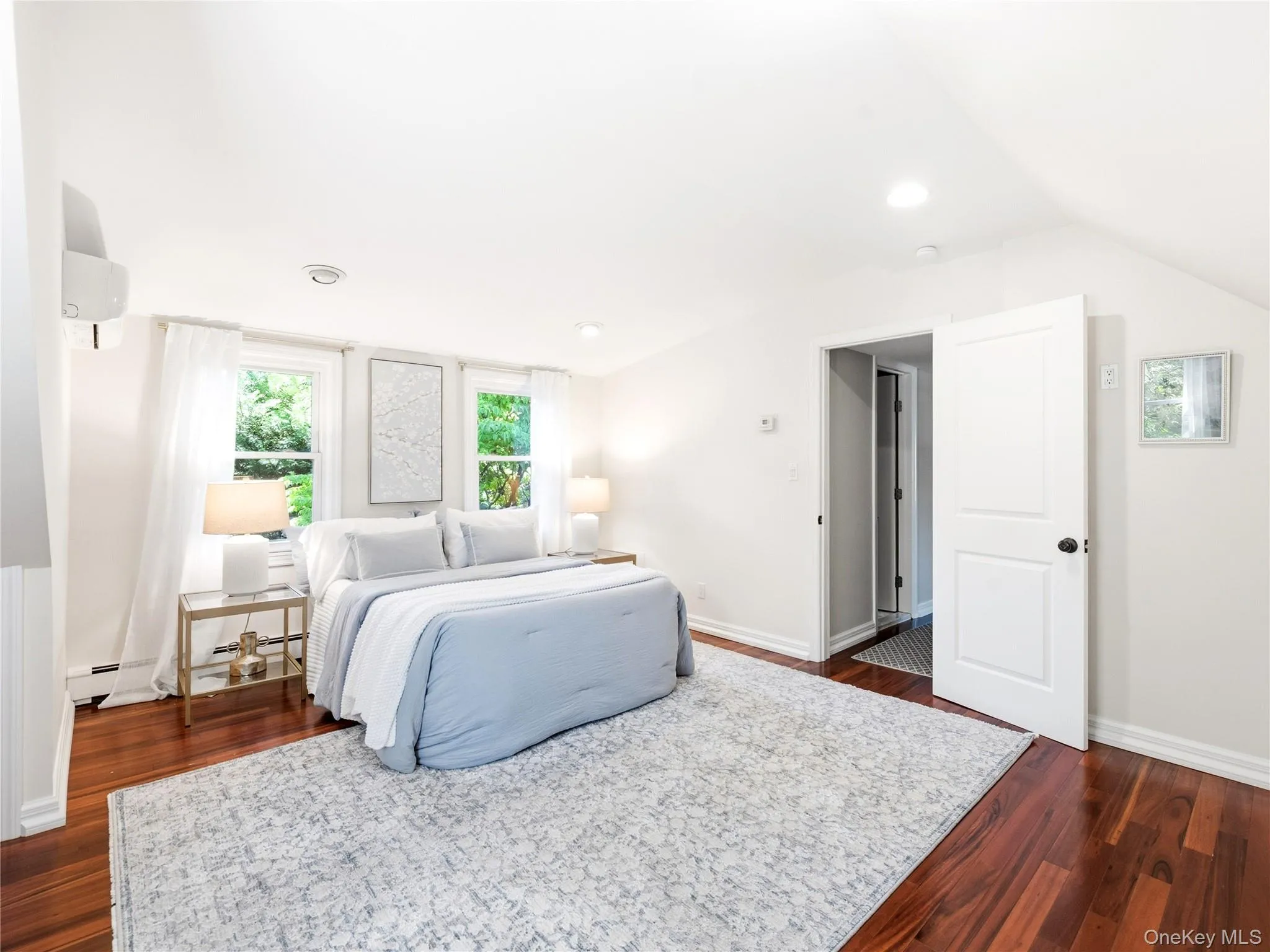 19 Radcliff Avenue, North Hempstead, NY, 4 Bedrooms Bedrooms, 6 Rooms Rooms,2 BathroomsBathrooms,Residential,For Rent,Radcliff,0,1009700 19 Radcliff Avenue, North Hempstead, NY, 4 Bedrooms Bedrooms, 6 Rooms Rooms,2 BathroomsBathrooms,Residential,For Rent,Radcliff,0,1009700