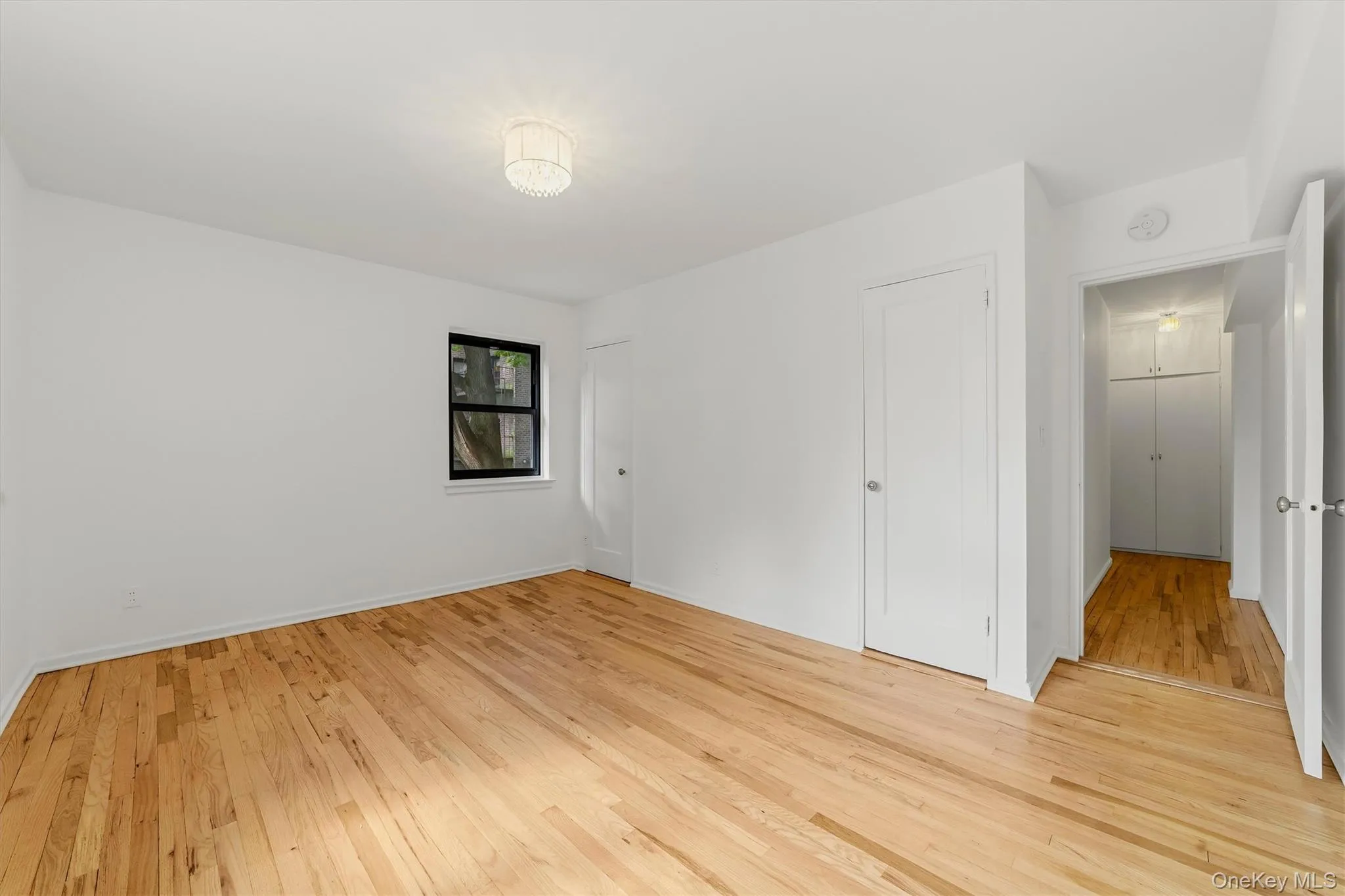 60 White Oak Street, New Rochelle, NY, 2 Bedrooms Bedrooms, 5 Rooms Rooms,1 BathroomBathrooms,Residential,For Rent,White Oak,0,1009701 60 White Oak Street, New Rochelle, NY, 2 Bedrooms Bedrooms, 5 Rooms Rooms,1 BathroomBathrooms,Residential,For Rent,White Oak,0,1009701