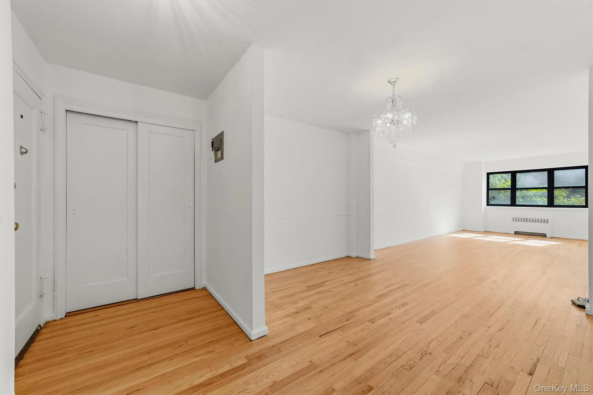 60 White Oak Street, New Rochelle, NY, 2 Bedrooms Bedrooms, 5 Rooms Rooms,1 BathroomBathrooms,Residential,For Rent,White Oak,0,1009701 60 White Oak Street, New Rochelle, NY, 2 Bedrooms Bedrooms, 5 Rooms Rooms,1 BathroomBathrooms,Residential,For Rent,White Oak,0,1009701
