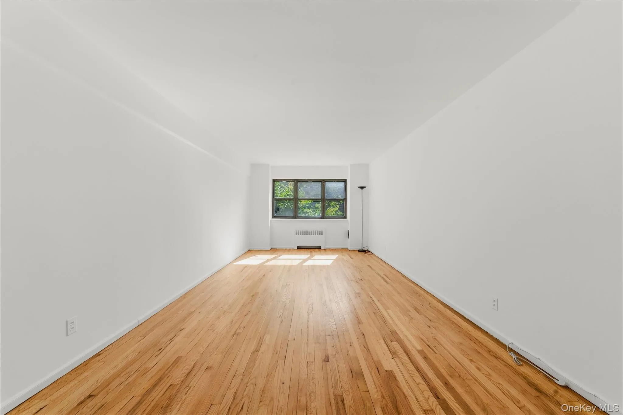 60 White Oak Street, New Rochelle, NY, 2 Bedrooms Bedrooms, 5 Rooms Rooms,1 BathroomBathrooms,Residential,For Rent,White Oak,0,1009701 60 White Oak Street, New Rochelle, NY, 2 Bedrooms Bedrooms, 5 Rooms Rooms,1 BathroomBathrooms,Residential,For Rent,White Oak,0,1009701