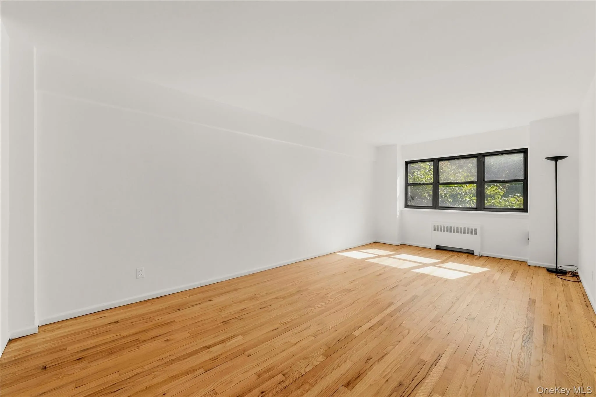 60 White Oak Street, New Rochelle, NY, 2 Bedrooms Bedrooms, 5 Rooms Rooms,1 BathroomBathrooms,Residential,For Rent,White Oak,0,1009701 60 White Oak Street, New Rochelle, NY, 2 Bedrooms Bedrooms, 5 Rooms Rooms,1 BathroomBathrooms,Residential,For Rent,White Oak,0,1009701