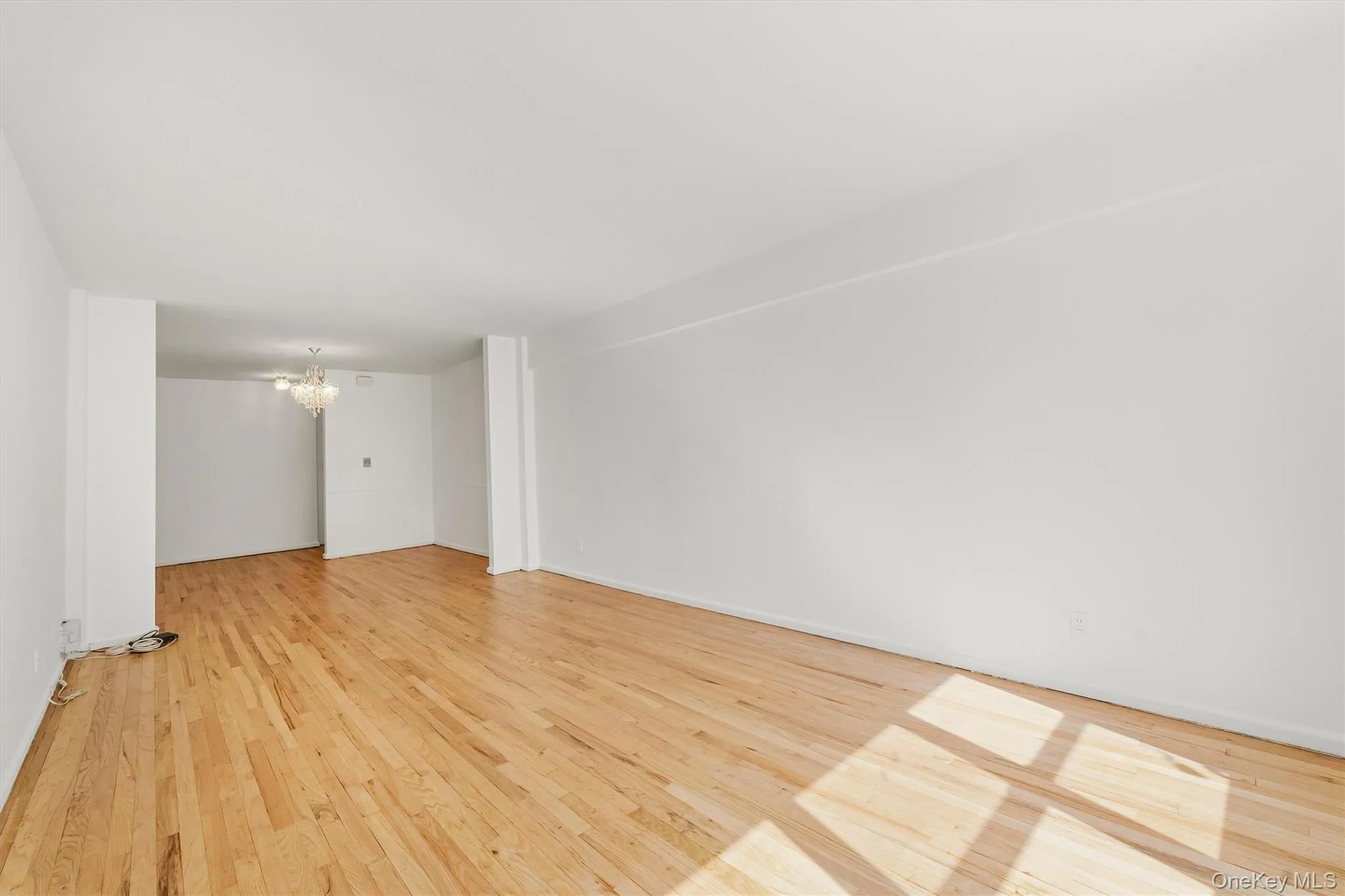 60 White Oak Street, New Rochelle, NY, 2 Bedrooms Bedrooms, 5 Rooms Rooms,1 BathroomBathrooms,Residential,For Rent,White Oak,0,1009701 60 White Oak Street, New Rochelle, NY, 2 Bedrooms Bedrooms, 5 Rooms Rooms,1 BathroomBathrooms,Residential,For Rent,White Oak,0,1009701