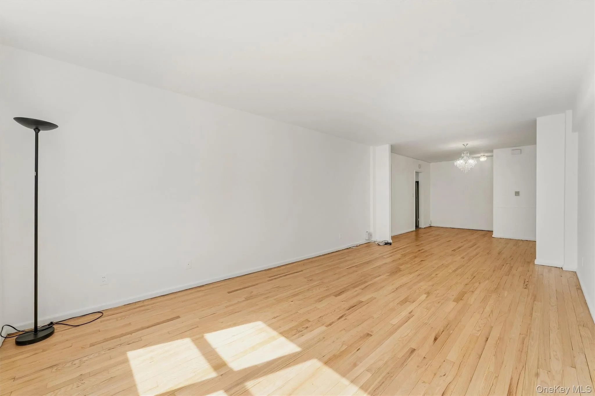 60 White Oak Street, New Rochelle, NY, 2 Bedrooms Bedrooms, 5 Rooms Rooms,1 BathroomBathrooms,Residential,For Rent,White Oak,0,1009701 60 White Oak Street, New Rochelle, NY, 2 Bedrooms Bedrooms, 5 Rooms Rooms,1 BathroomBathrooms,Residential,For Rent,White Oak,0,1009701