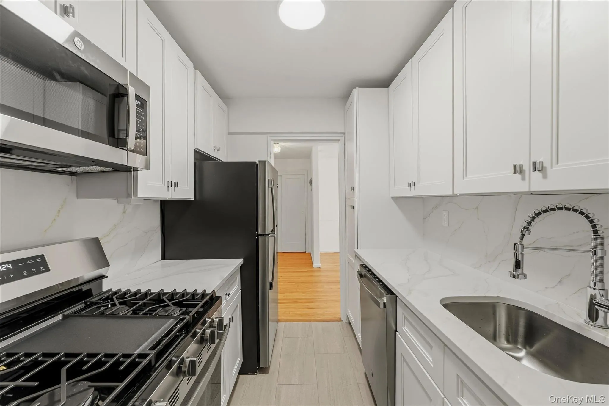 60 White Oak Street, New Rochelle, NY, 2 Bedrooms Bedrooms, 5 Rooms Rooms,1 BathroomBathrooms,Residential,For Rent,White Oak,0,1009701 60 White Oak Street, New Rochelle, NY, 2 Bedrooms Bedrooms, 5 Rooms Rooms,1 BathroomBathrooms,Residential,For Rent,White Oak,0,1009701