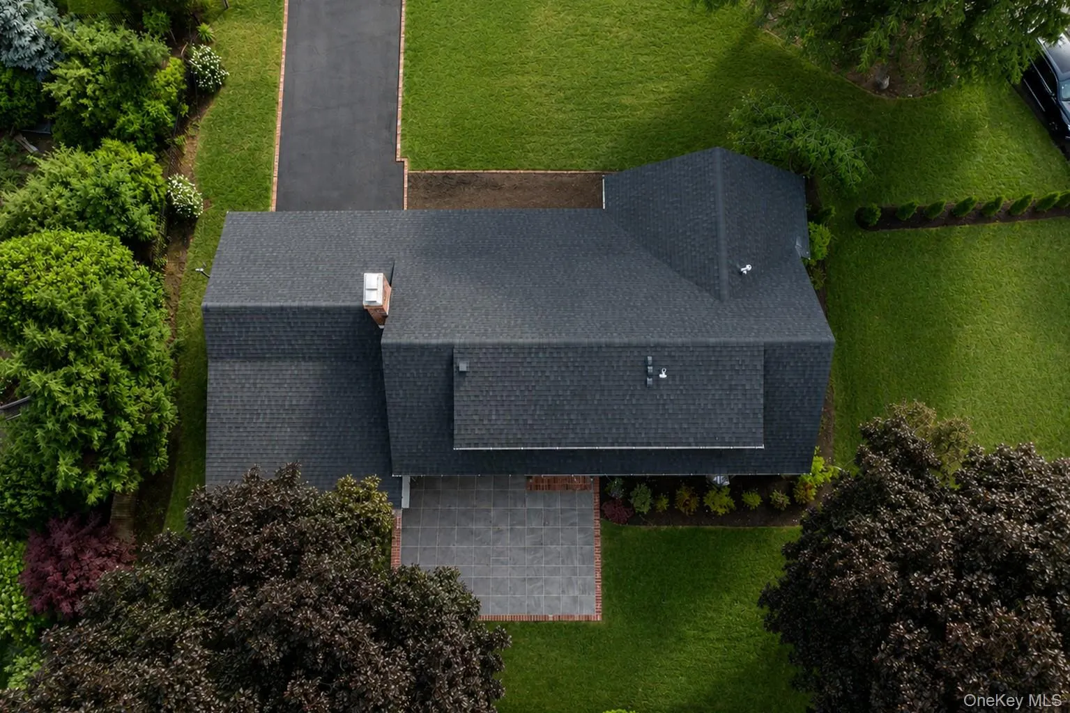 1 Glades Way, Huntington, NY, 3 Bedrooms Bedrooms, 6 Rooms Rooms,2 BathroomsBathrooms,Residential,For Rent,Glades,0,1009703 1 Glades Way, Huntington, NY, 3 Bedrooms Bedrooms, 6 Rooms Rooms,2 BathroomsBathrooms,Residential,For Rent,Glades,0,1009703