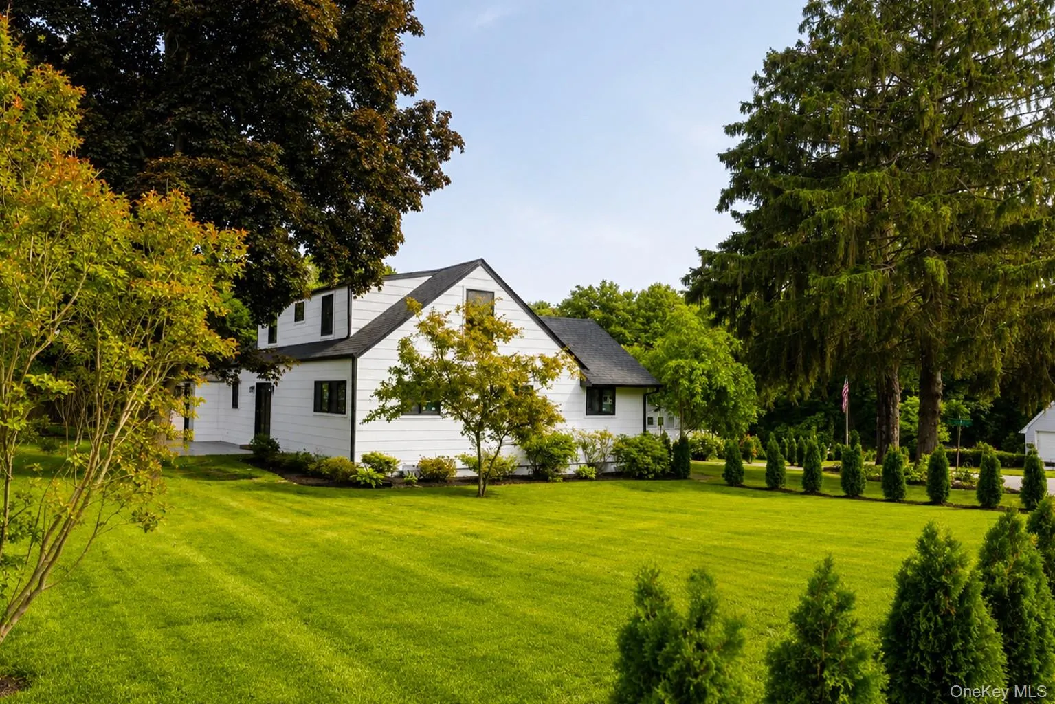 1 Glades Way, Huntington, NY, 3 Bedrooms Bedrooms, 6 Rooms Rooms,2 BathroomsBathrooms,Residential,For Rent,Glades,0,1009703 1 Glades Way, Huntington, NY, 3 Bedrooms Bedrooms, 6 Rooms Rooms,2 BathroomsBathrooms,Residential,For Rent,Glades,0,1009703