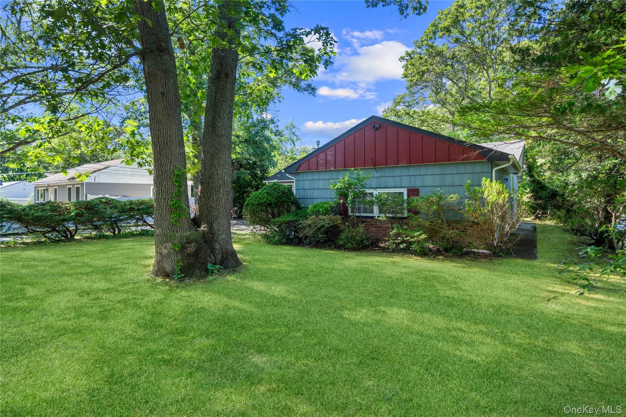 13 Simon Avenue, Brookhaven, NY, 3 Bedrooms Bedrooms, 8 Rooms Rooms,1 BathroomBathrooms,Residential,For Rent,Simon,0,1009708 13 Simon Avenue, Brookhaven, NY, 3 Bedrooms Bedrooms, 8 Rooms Rooms,1 BathroomBathrooms,Residential,For Rent,Simon,0,1009708
