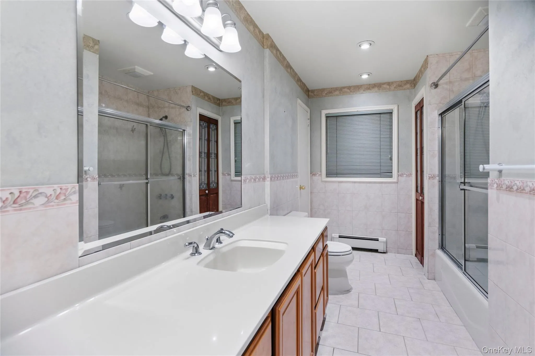 13 Simon Avenue, Brookhaven, NY, 3 Bedrooms Bedrooms, 8 Rooms Rooms,1 BathroomBathrooms,Residential,For Rent,Simon,0,1009708 13 Simon Avenue, Brookhaven, NY, 3 Bedrooms Bedrooms, 8 Rooms Rooms,1 BathroomBathrooms,Residential,For Rent,Simon,0,1009708