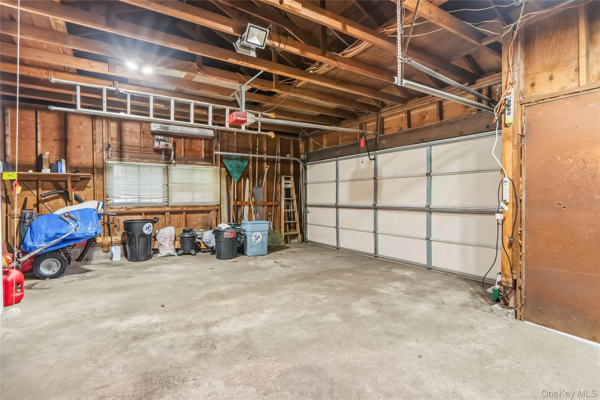 2 Car Garage 2 Car Garage