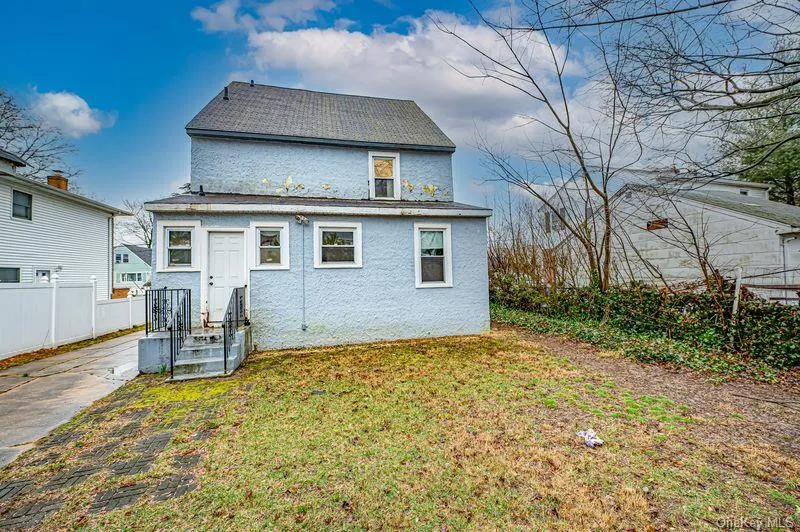 17 Hope Street, Hempstead, NY, 6 Bedrooms Bedrooms, 10 Rooms Rooms,2 BathroomsBathrooms,Residential,For Rent,Hope,0,1009709 17 Hope Street, Hempstead, NY, 6 Bedrooms Bedrooms, 10 Rooms Rooms,2 BathroomsBathrooms,Residential,For Rent,Hope,0,1009709