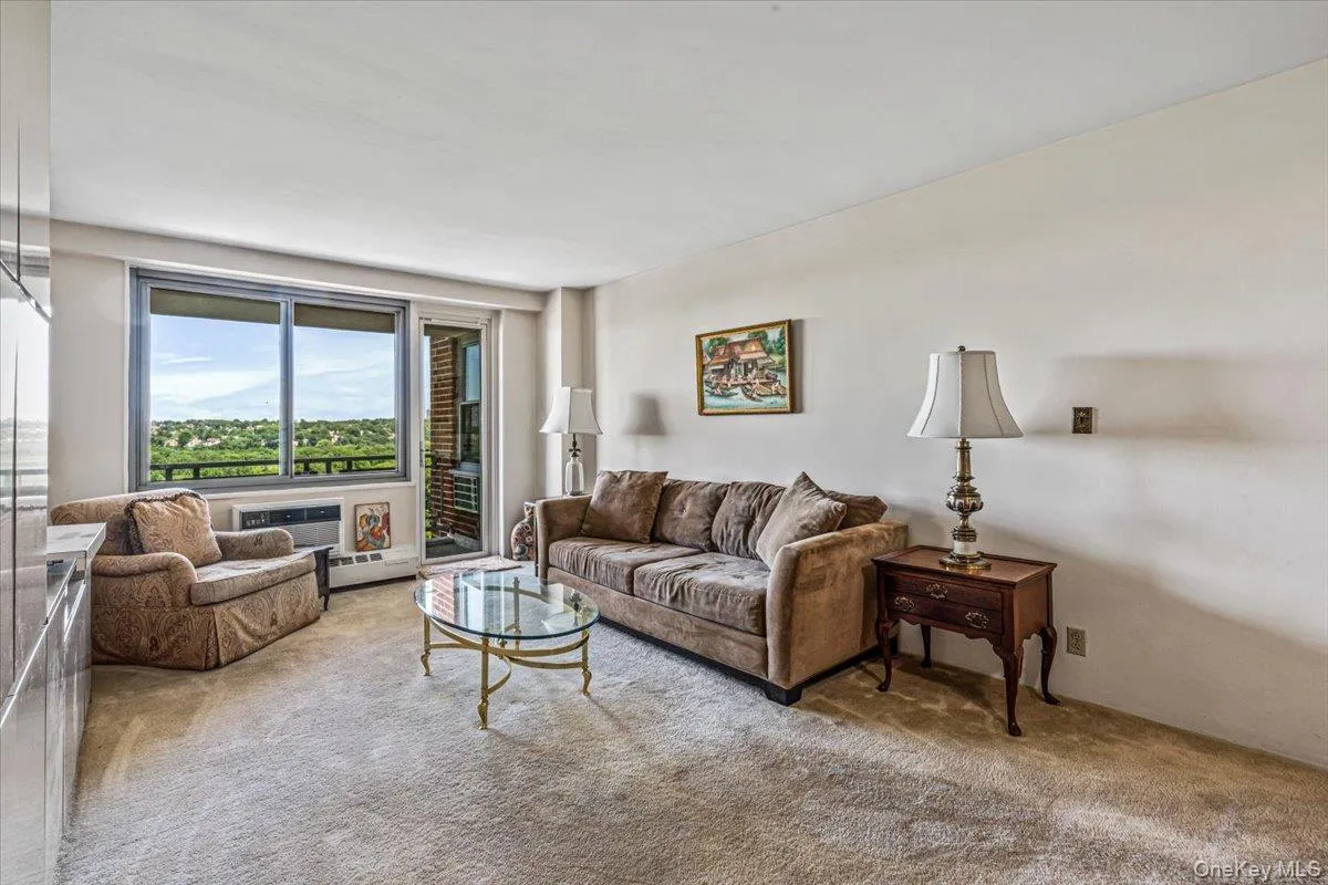 220-55 46th Avenue, New York, NY, 1 Bedroom Bedrooms, 4 Rooms Rooms,1 BathroomBathrooms,Residential,For Rent,46th,0,1009713 220-55 46th Avenue, New York, NY, 1 Bedroom Bedrooms, 4 Rooms Rooms,1 BathroomBathrooms,Residential,For Rent,46th,0,1009713