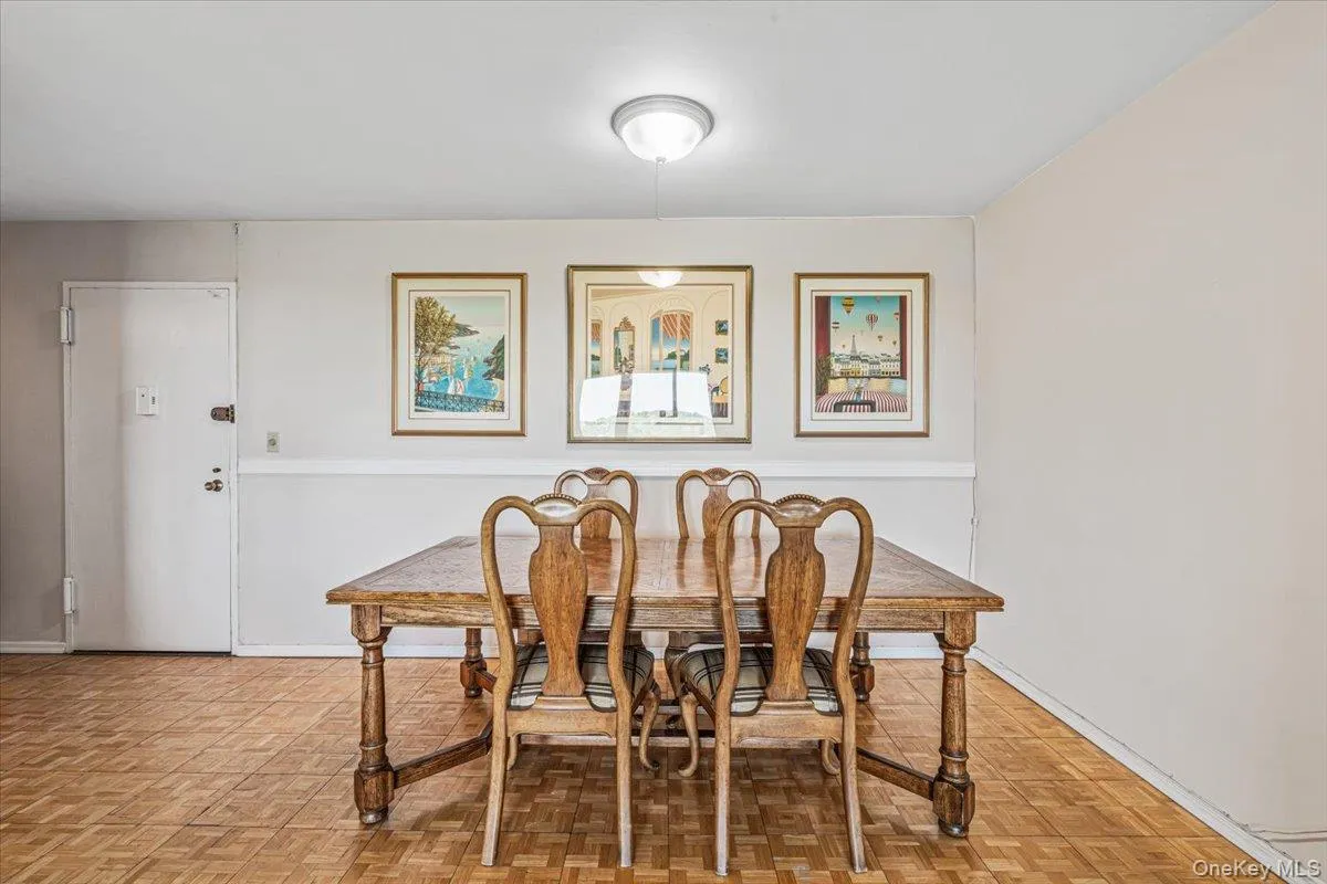 220-55 46th Avenue, New York, NY, 1 Bedroom Bedrooms, 4 Rooms Rooms,1 BathroomBathrooms,Residential,For Rent,46th,0,1009713 220-55 46th Avenue, New York, NY, 1 Bedroom Bedrooms, 4 Rooms Rooms,1 BathroomBathrooms,Residential,For Rent,46th,0,1009713