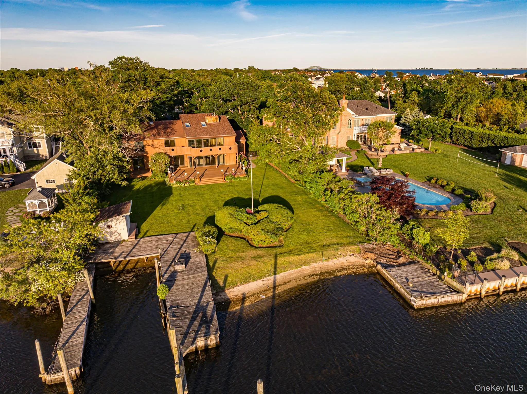 164 Islip Road, Islip, NY, 4 Bedrooms Bedrooms, 8 Rooms Rooms,3 BathroomsBathrooms,Residential,For Rent,Islip,0,1009715 164 Islip Road, Islip, NY, 4 Bedrooms Bedrooms, 8 Rooms Rooms,3 BathroomsBathrooms,Residential,For Rent,Islip,0,1009715
