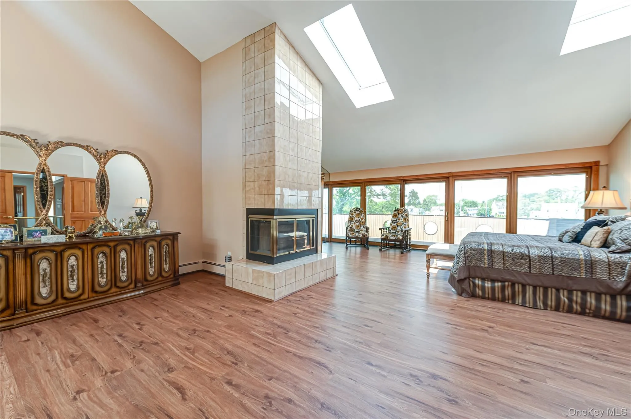 164 Islip Road, Islip, NY, 4 Bedrooms Bedrooms, 8 Rooms Rooms,3 BathroomsBathrooms,Residential,For Rent,Islip,0,1009715 164 Islip Road, Islip, NY, 4 Bedrooms Bedrooms, 8 Rooms Rooms,3 BathroomsBathrooms,Residential,For Rent,Islip,0,1009715